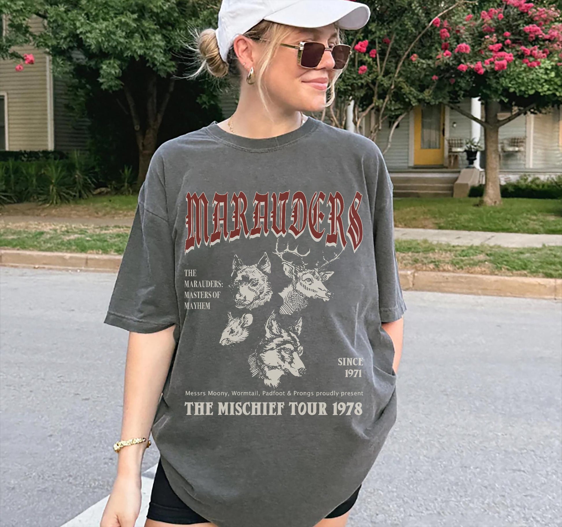 70s Wizards Marauders World Tour Tee Vintage Potter Graphic T-Shirt Subtle HP Aesthetic