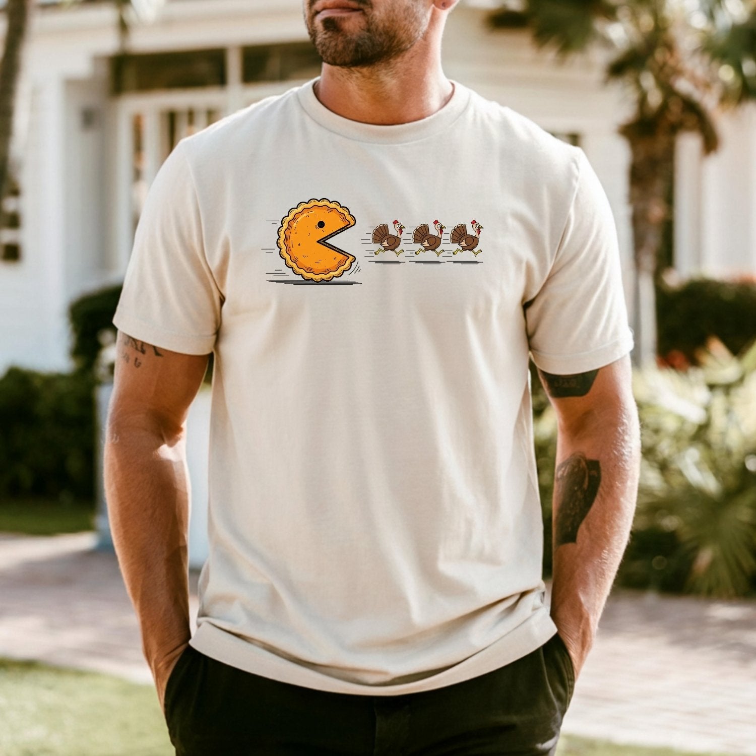 Retro Turkey Chase Shirt – Funny Thanksgiving Pumpkin Pie Tee