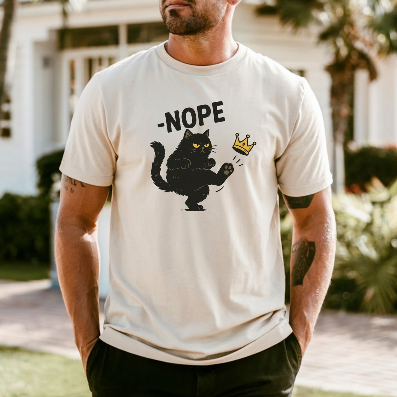 No Kings in America Black Cat Shirt – Funny Political Meme Tee – Satirical Graphic T-Shirt