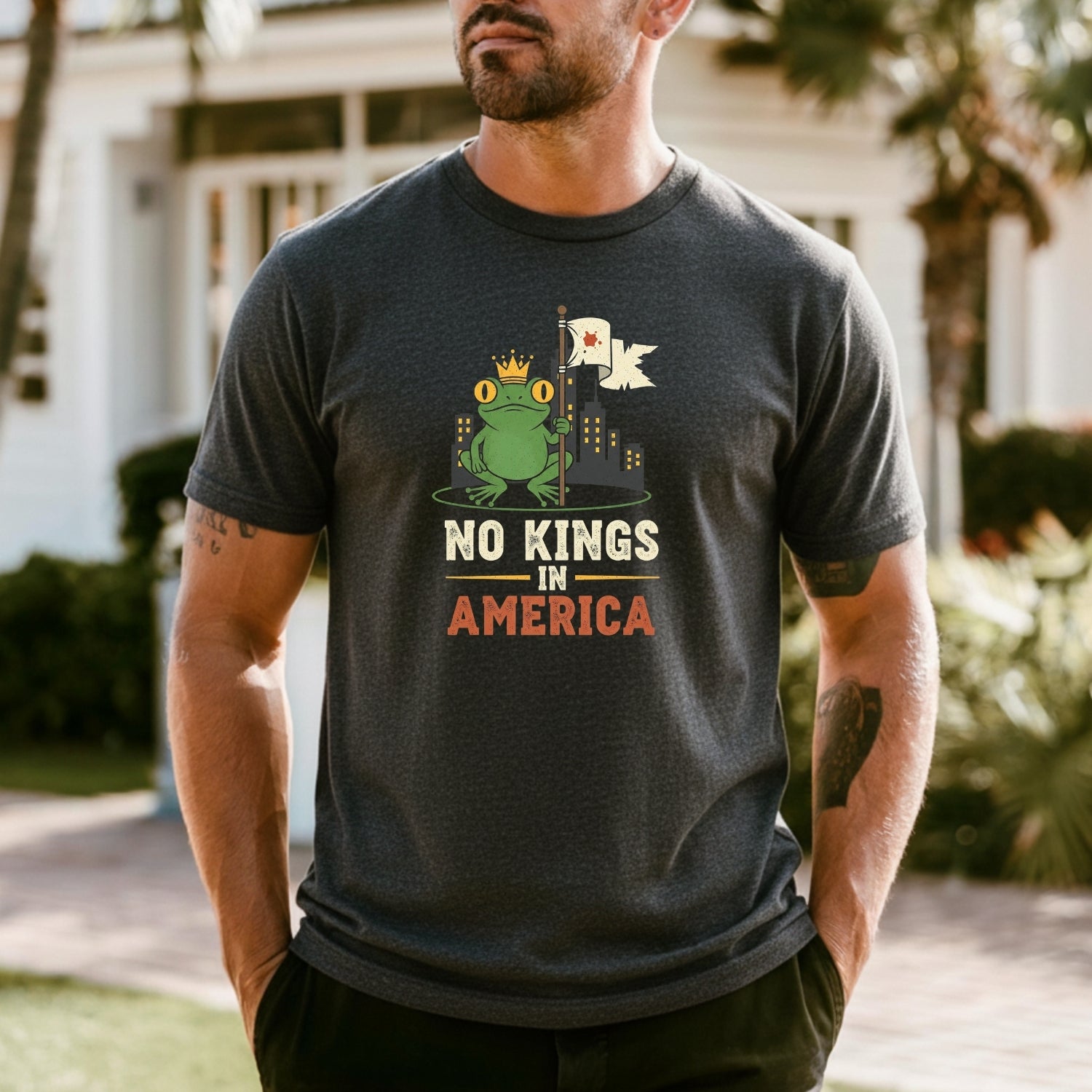 No Kings In American Frog Tee – Funny Cartoon Graphic T-Shirt – Patriotic Rebellion Top