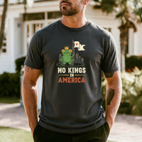 No Kings In American Frog Tee – Funny Cartoon Graphic T-Shirt – Patriotic Rebellion Top
