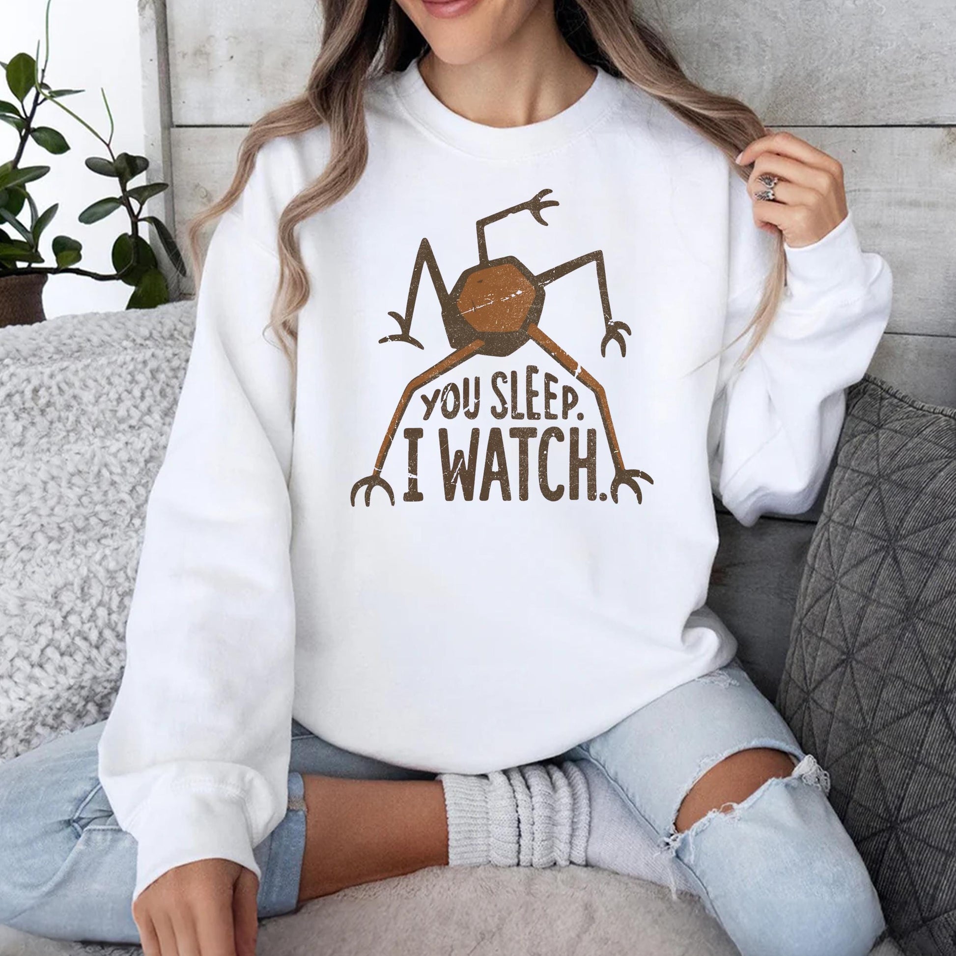 Amaze Alien Sci-Fi Graphic Sweatshirt – Cute Space Creature Tee