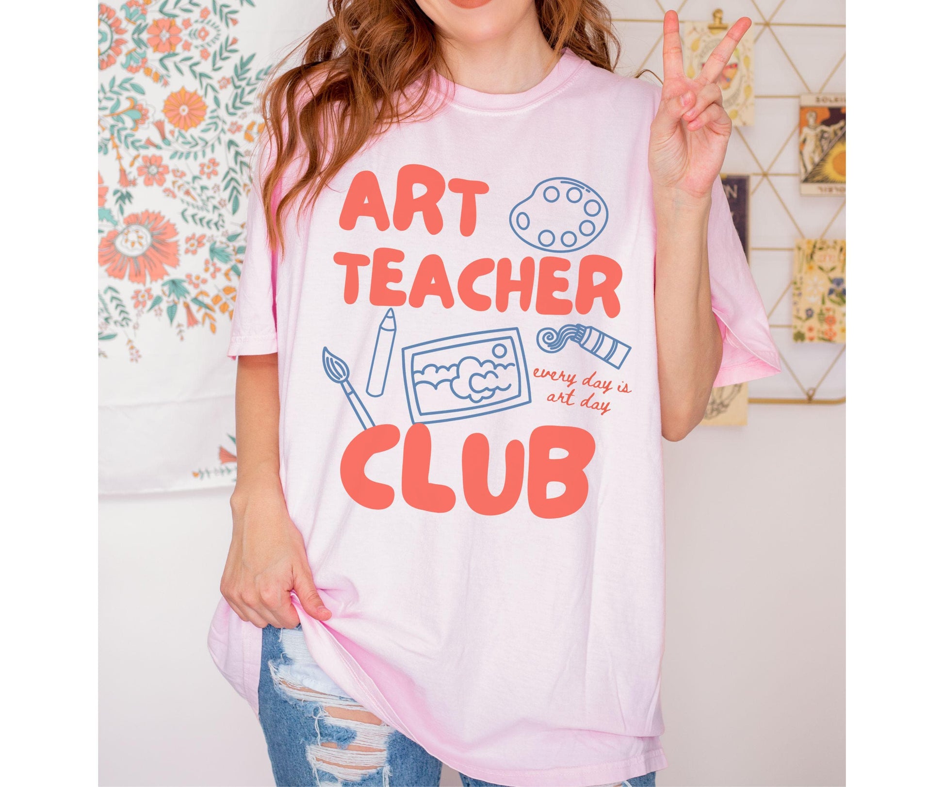 Art Teacher Club T-Shirt – Back to School Teacher Appreciation Gift Tee