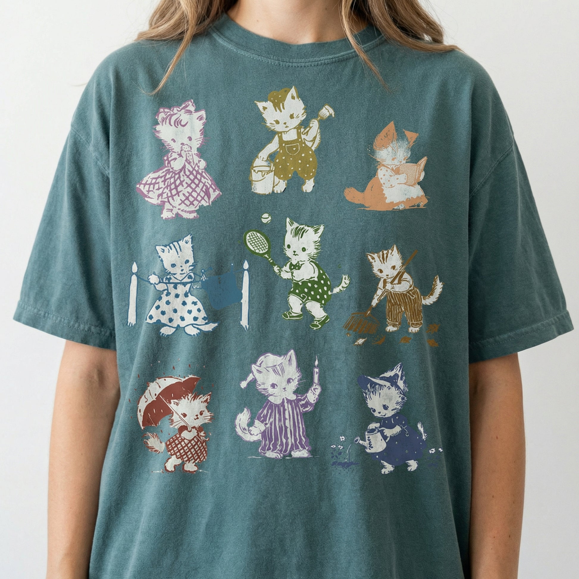 Cat 90s Tattoo Vintage Graphic T-Shirt – Retro Cute Kitten Illustration Tee