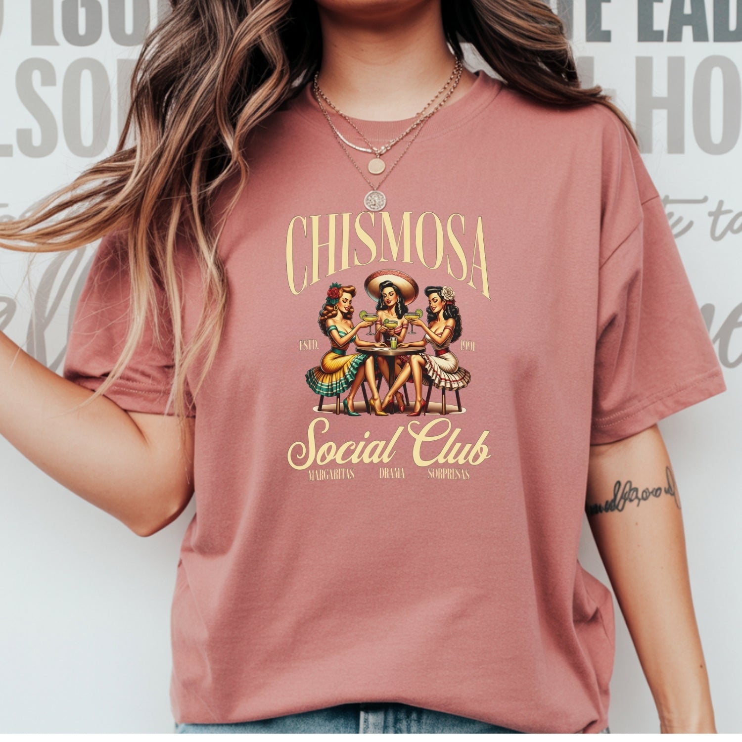 Chismosa Social Club T-Shirt - Retro Hispanic Humor Graphic Tee