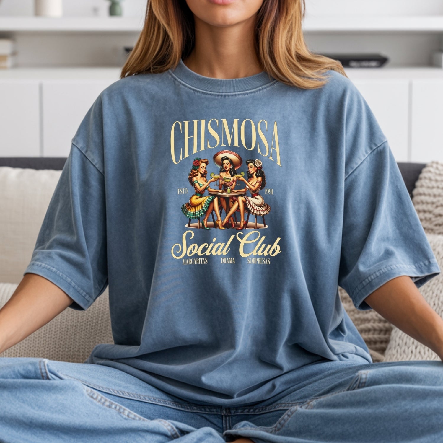 Chismosa Social Club T-Shirt - Retro Hispanic Humor Graphic Tee
