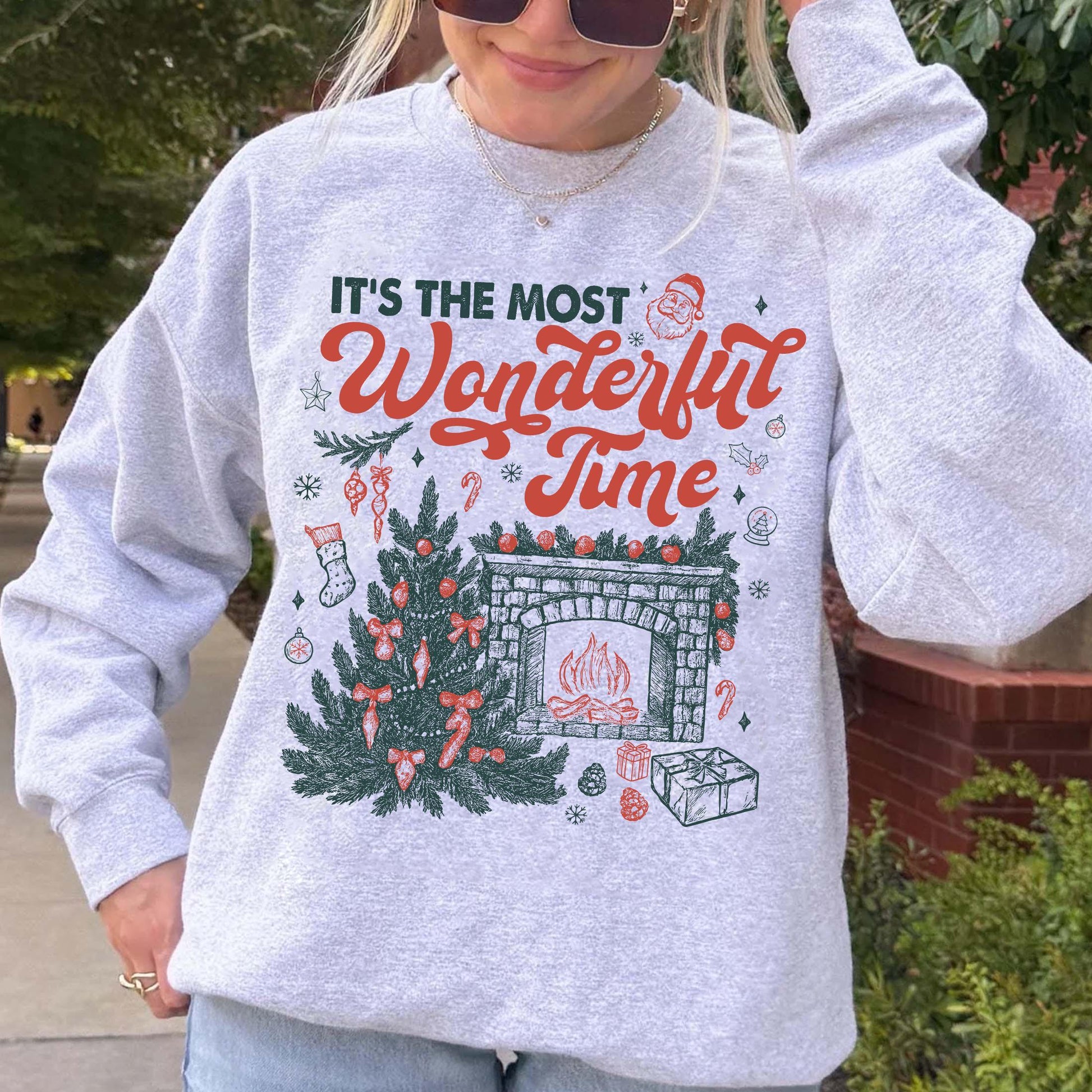 Vintage Christmas T-Shirt – It’s the Most Wonderful Time Graphic, Retro Holiday Christmas Time Tee