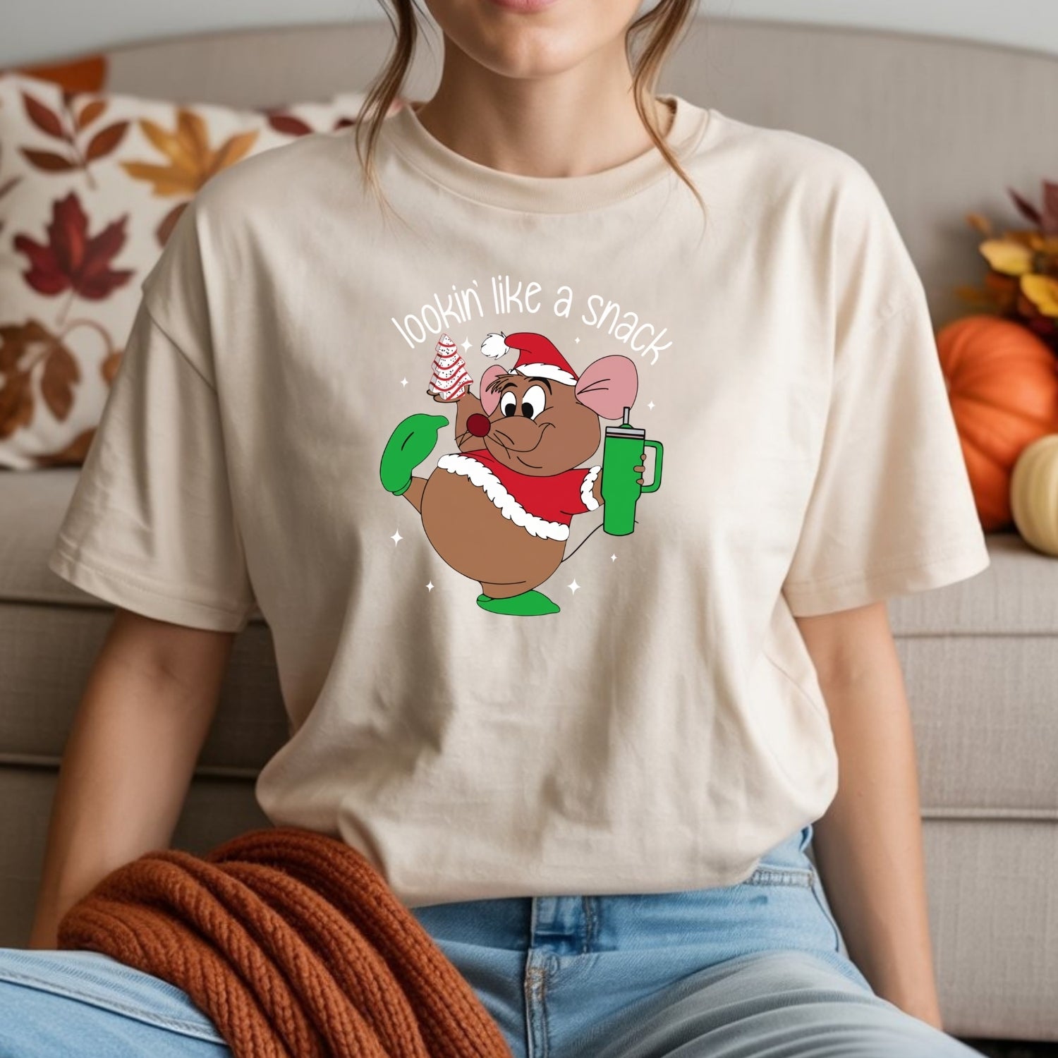 Chubby Holiday Mouse Christmas T-Shirt – Looking Like a Snack Funny Xmas Tee