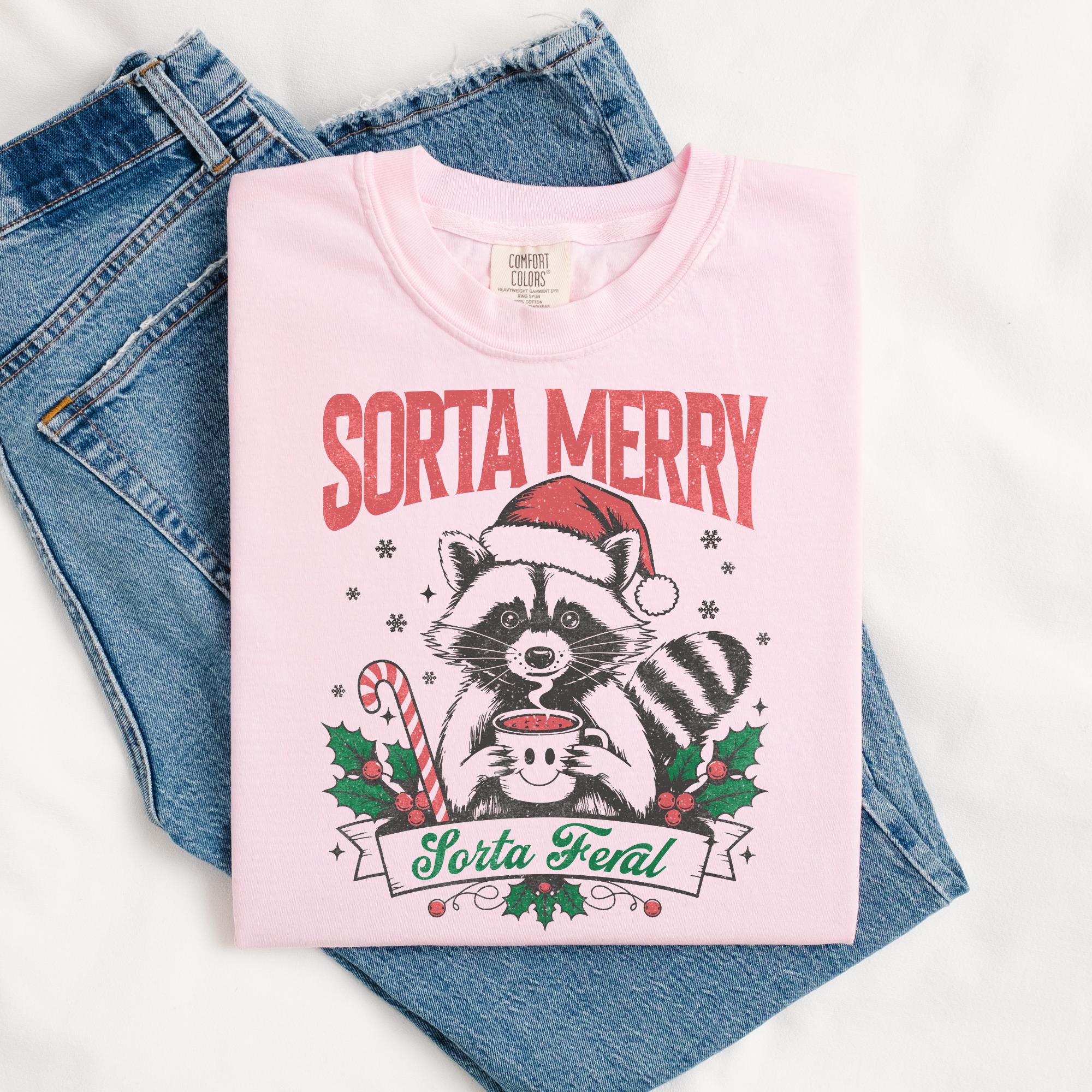 Christmas Raccoon T-Shirt – Sorta Merry Sorta Feral Funny Holiday Tee