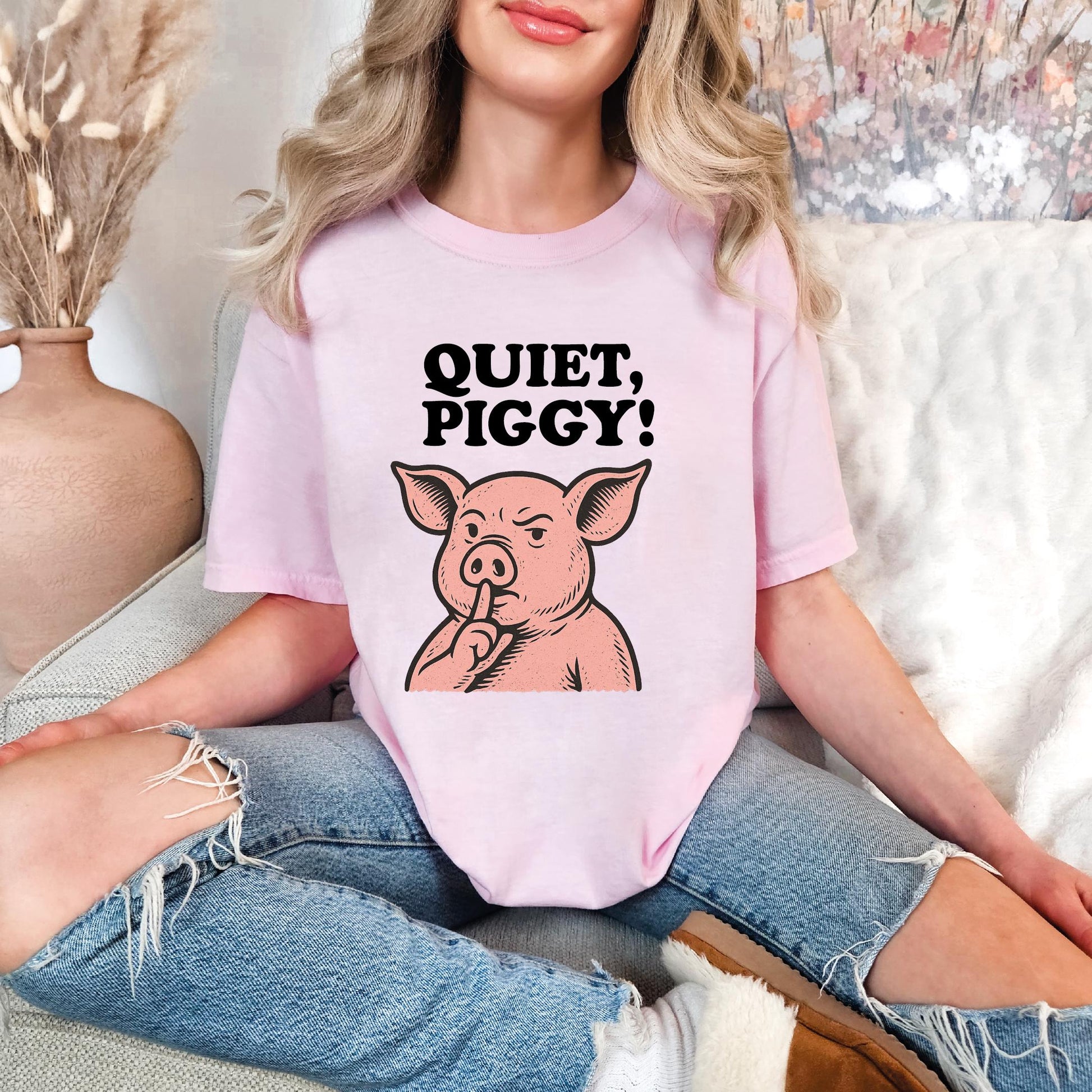 Quiet Piggy Satirical Trump T-Shirt – Funny Political Quote Tee