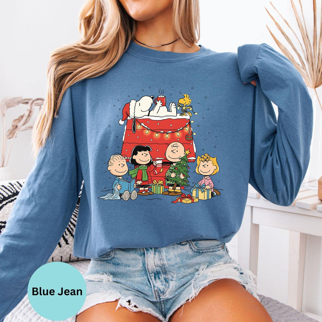 Snoopy Christmas Long Sleeve T-Shirt – Charlie Brown Holiday Family Graphic Tee