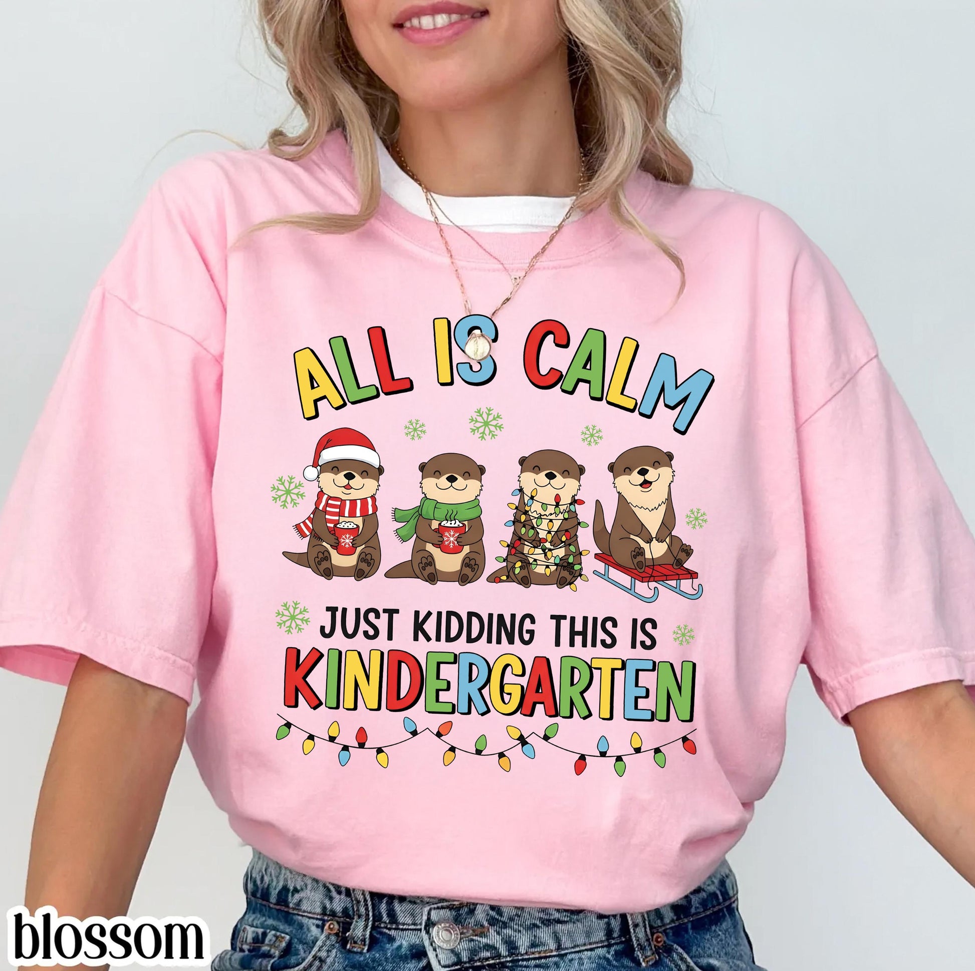 Teacher Christmas Shirt – Funny Otter Teacher T-Shirt, Kindergarten Holiday Festive School Tee