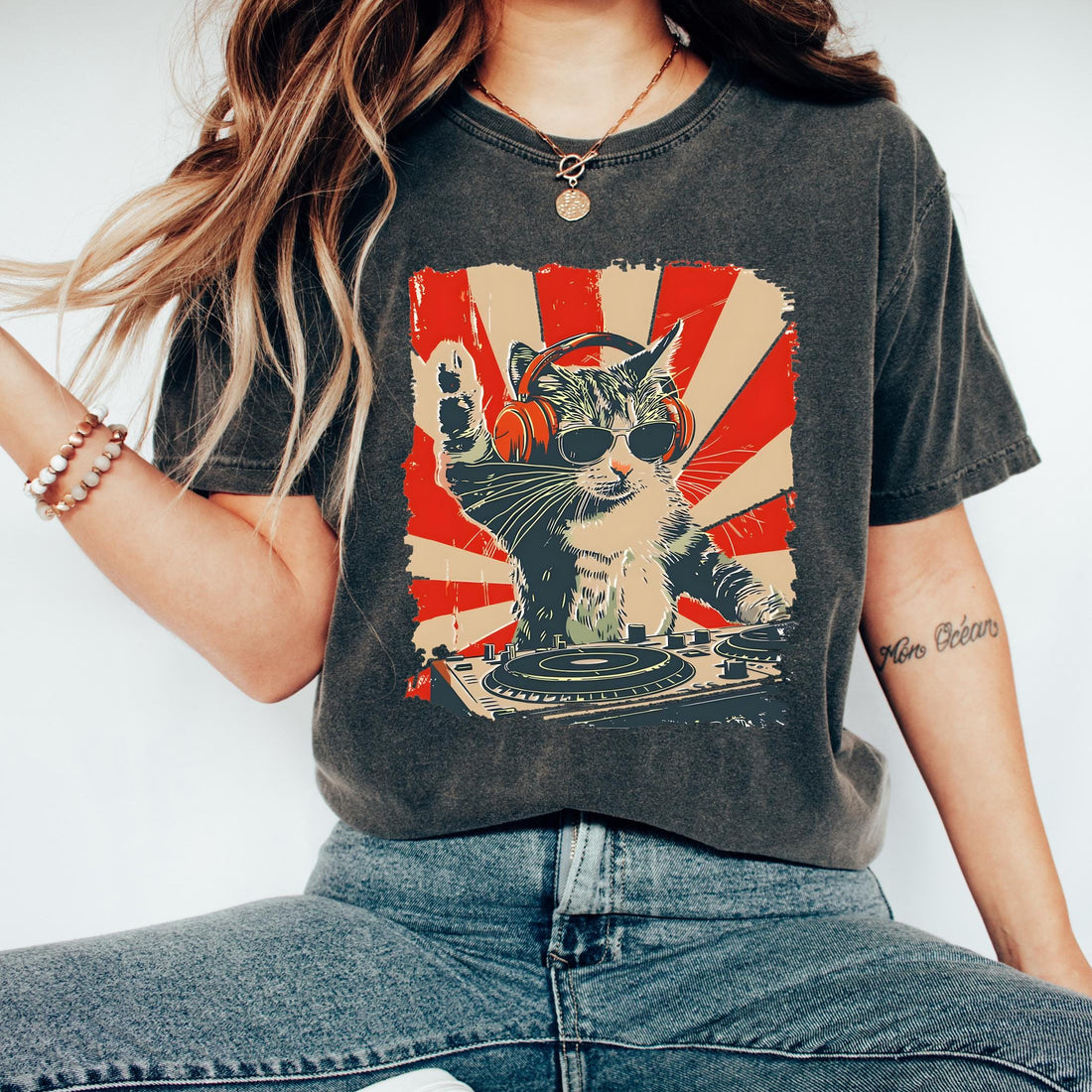 DJ Cat T-Shirt – Funny Cat With Headphones Tee, Trendy Cat Lover Graphic
