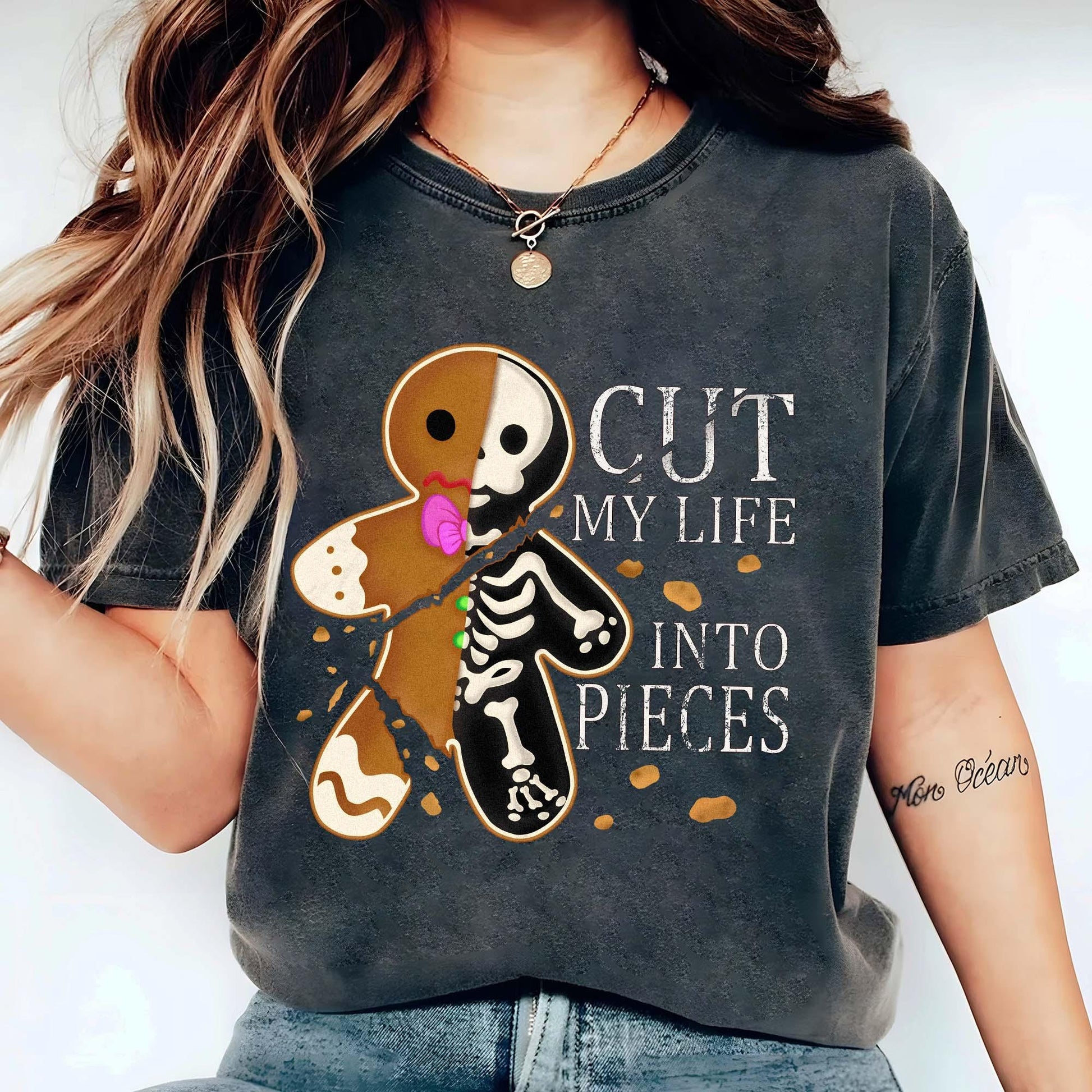 Cut My Life Into Pieces Gingerbread Christmas Sweatshirt – Elder Emo Christmas Shirt – Goth Black Aesthetic Creepmas Sweater