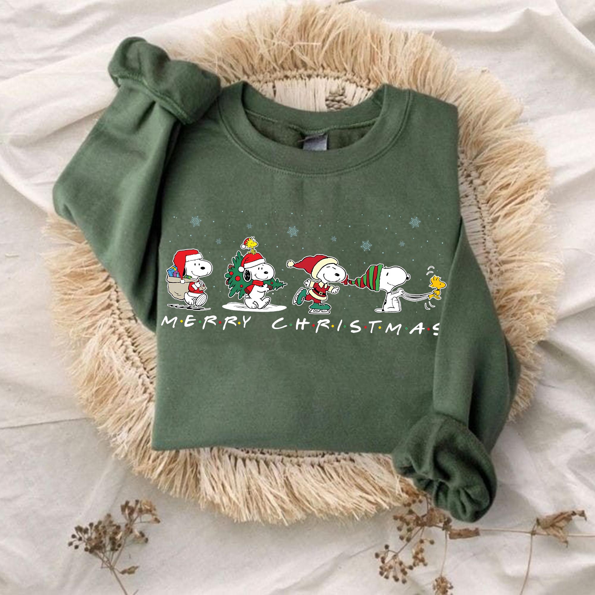 Cute Dog Christmas Sweatshirt – Retro Cartoon Beagle Holiday Graphic Pullover