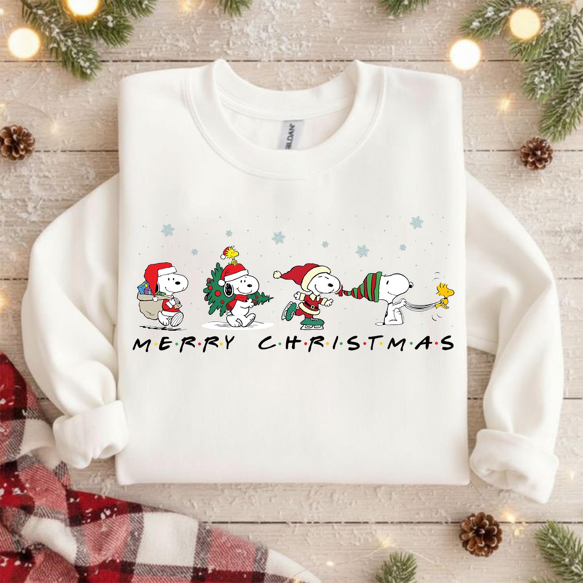 Cute Dog Christmas Sweatshirt – Retro Cartoon Beagle Holiday Graphic Pullover