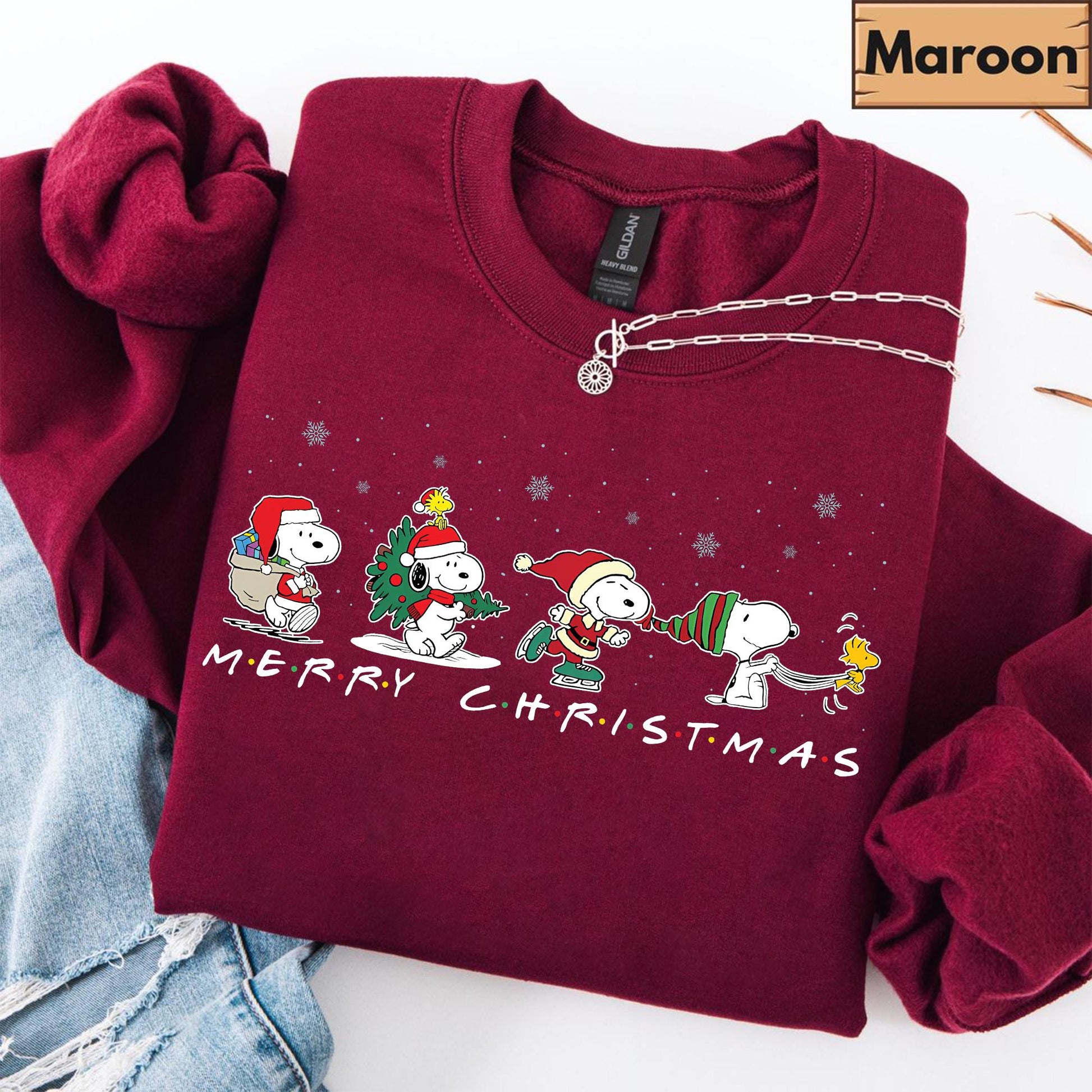 Cute Dog Christmas Sweatshirt – Retro Cartoon Beagle Holiday Graphic Pullover