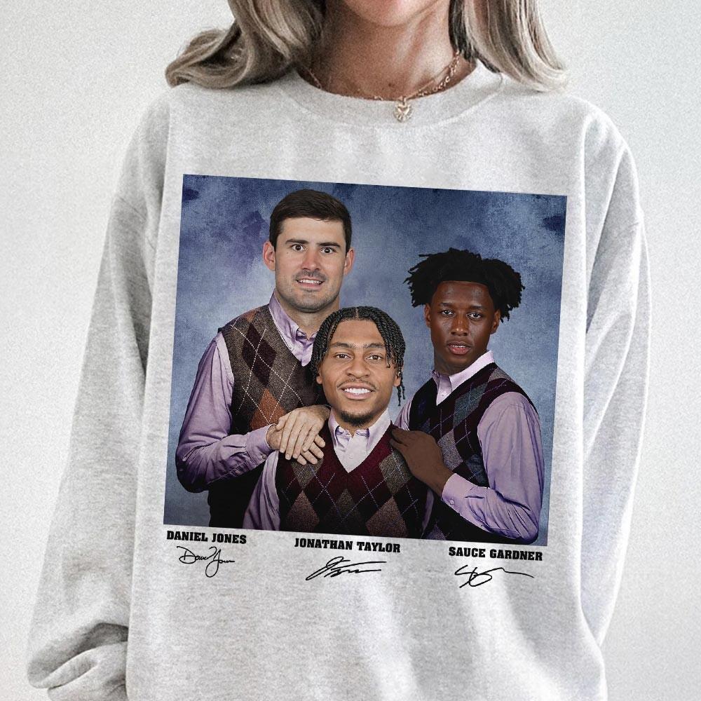 Daniel Jones Jonathan Taylor Sauce Gardner Vintage Football T-Shirt – New York Retro 90s Style Tee