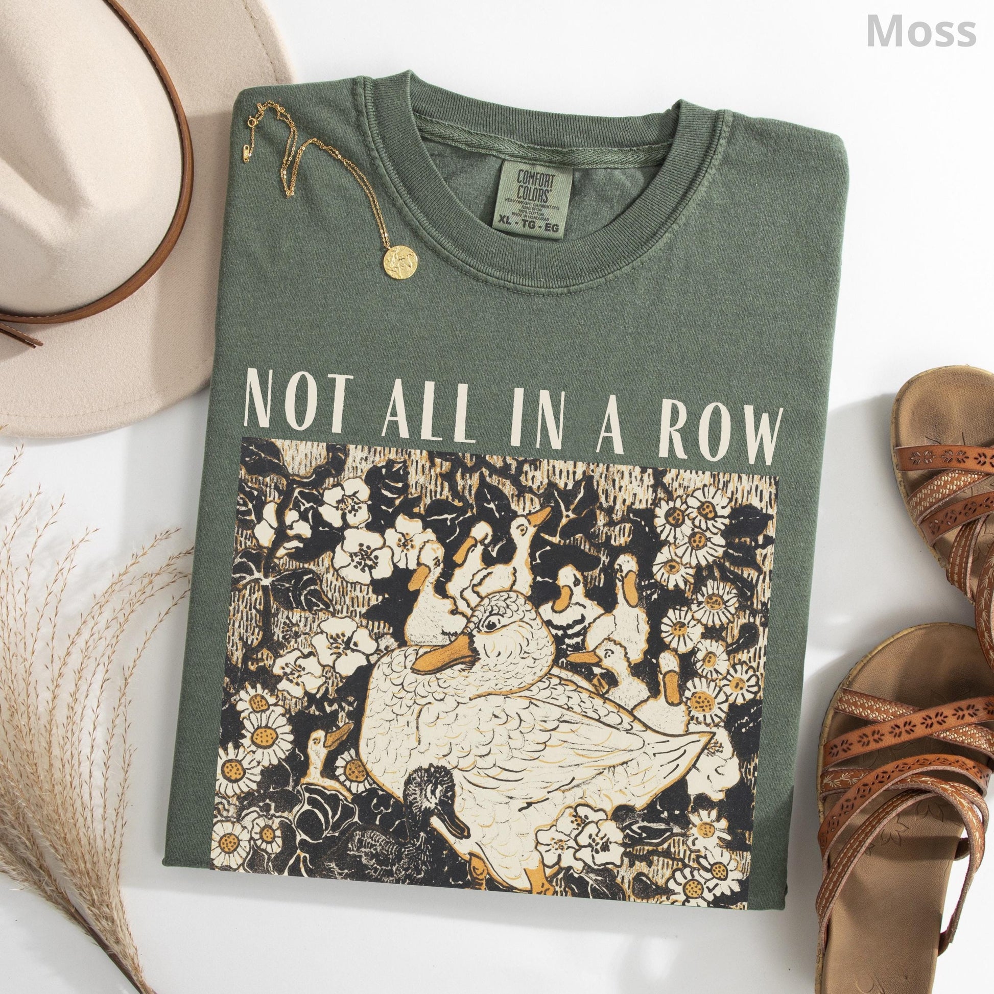 Ducks Not in a Row Shirt – Funny Vintage Retro Duck Graphic Tee