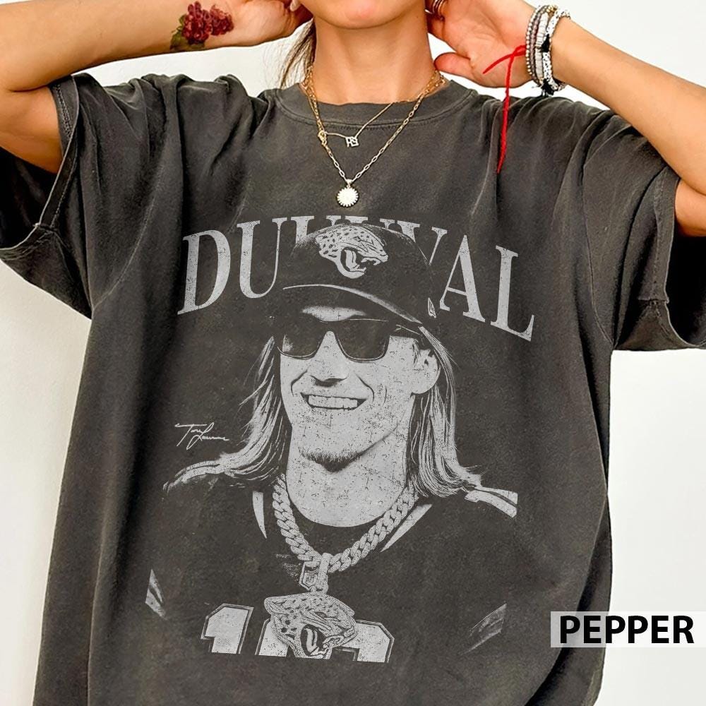 Duuuval Football Vintage Graphic T-Shirt - Game Day Fan Tee
