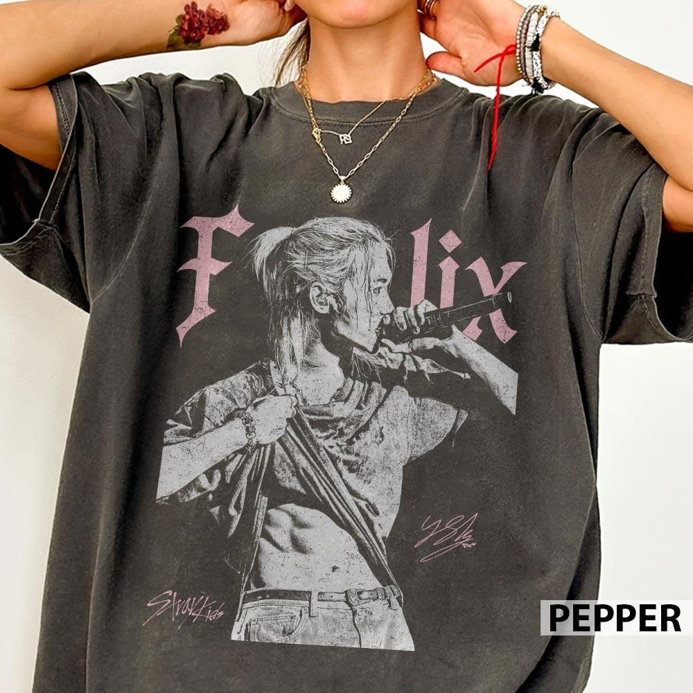 Felix SKZ Vintage Shirt – Stray Kids Graphic Tee – Retro K-Pop Fan Gift
