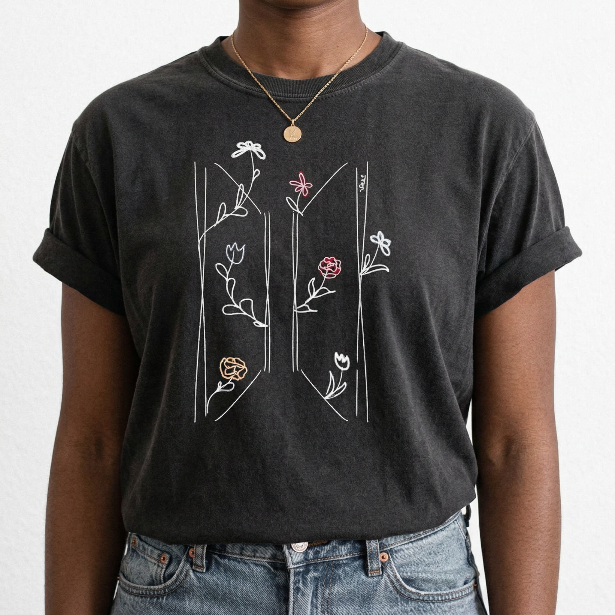 Floral Kpop Style Graphic T-Shirt – Korean Music Fan Apparel Tee