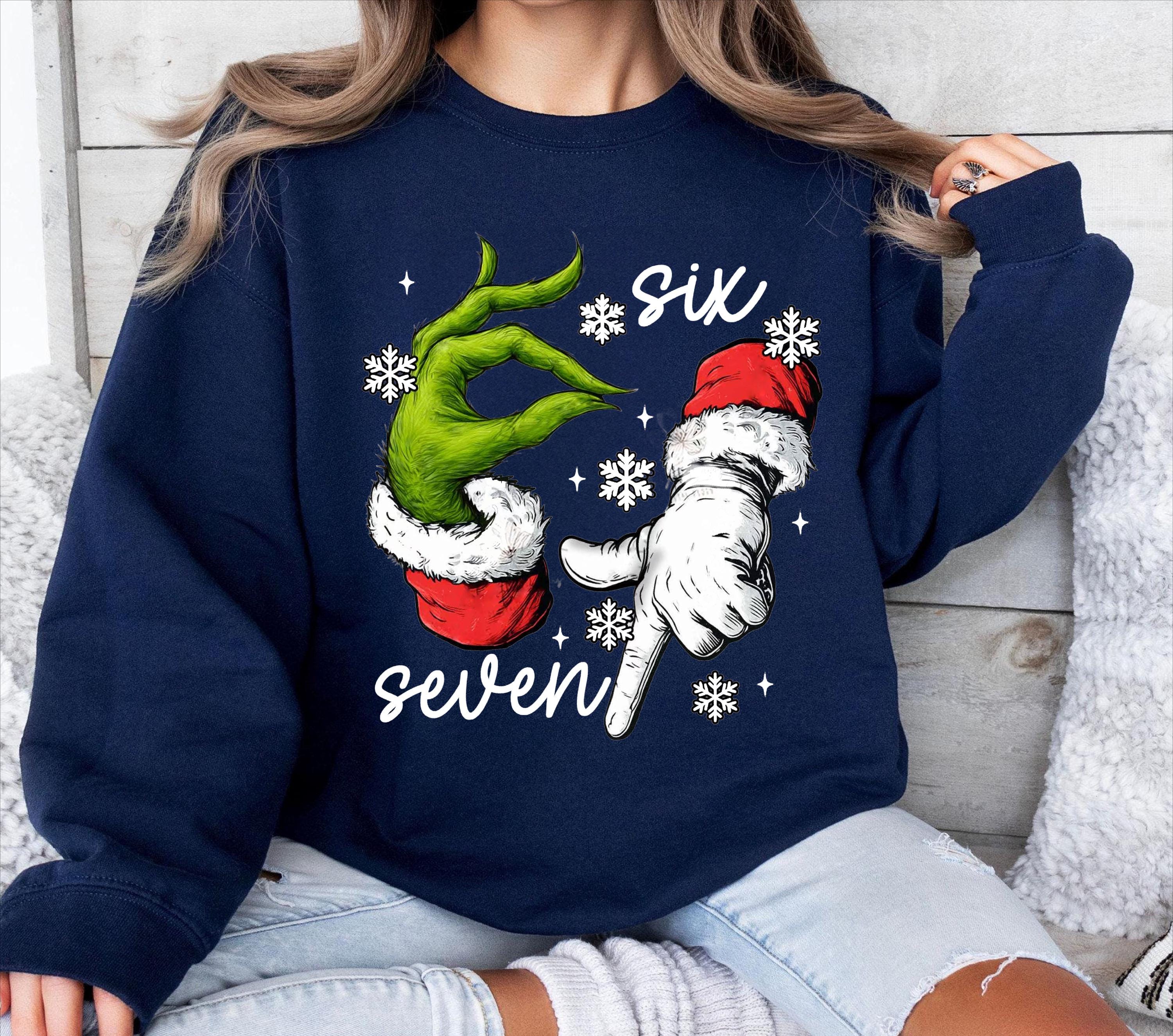 Funny Grinch Six Seven Meme Christmas T-Shirt – Viral Gen Z Holiday Humor Tee