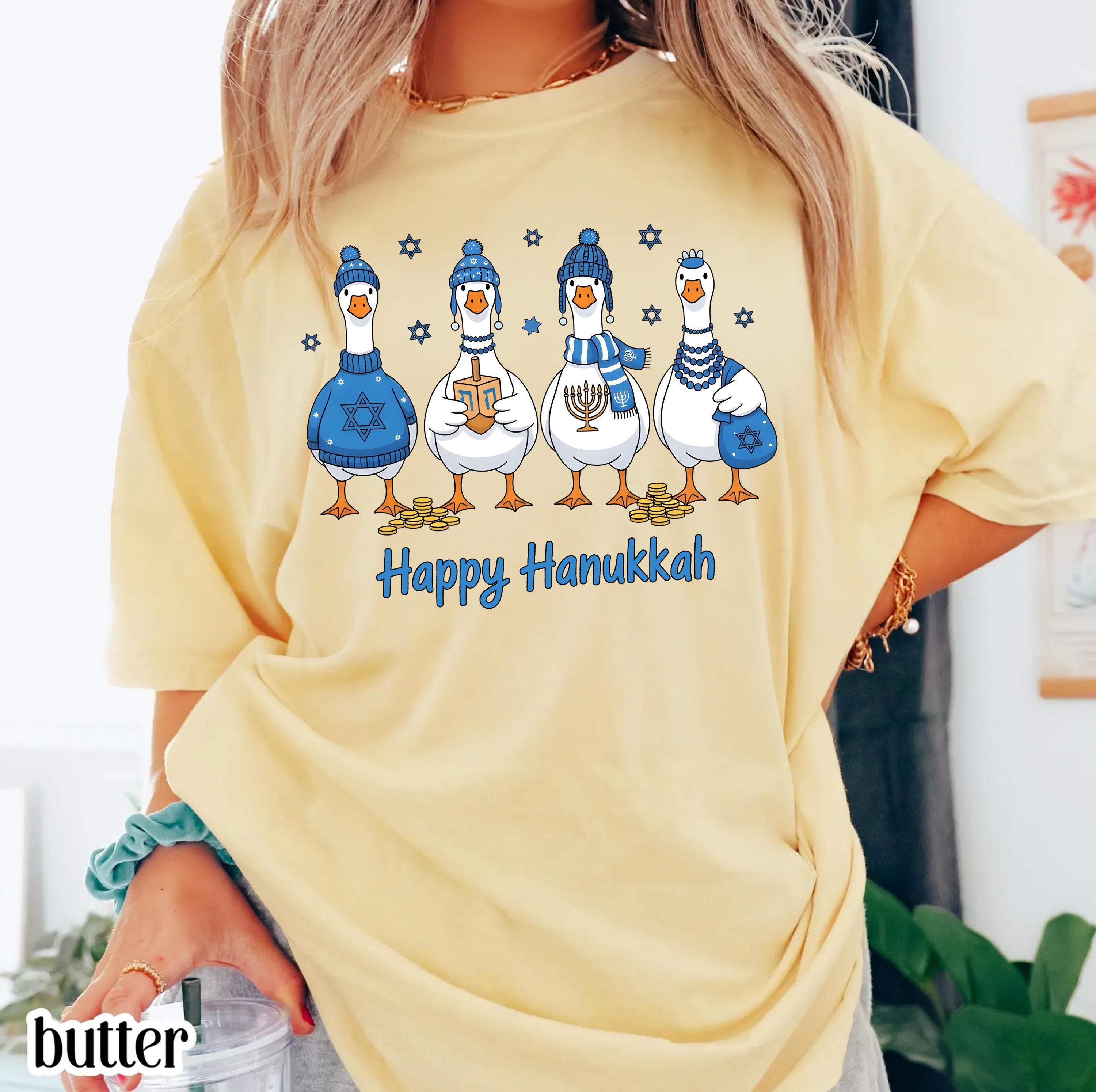 Funny Hanukkah Goose T-Shirt – Silly Jewish Holiday Family Graphic Tee