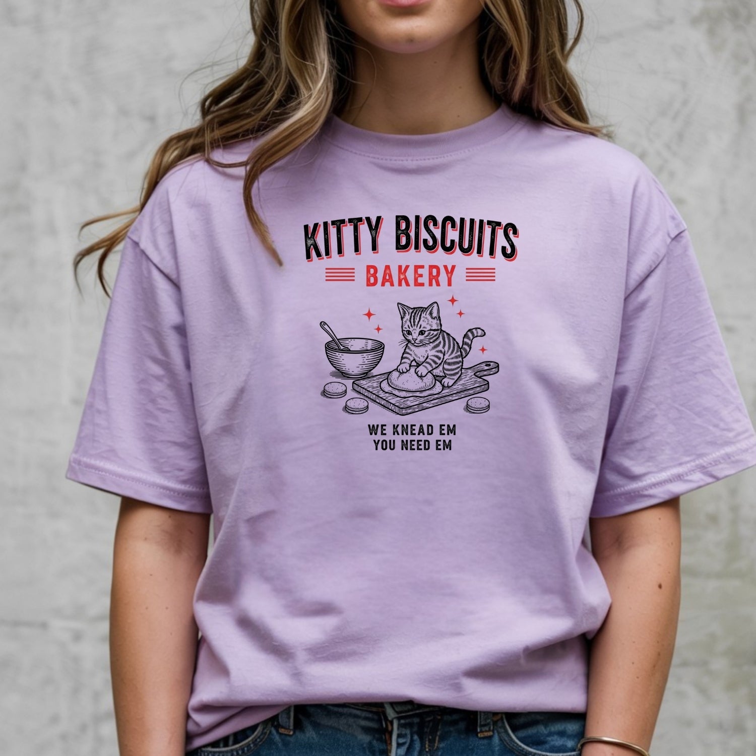 Funny Kitty Biscuits Bakery T-Shirt – We Knead Em, You Knead Em Cat Lover Tee
