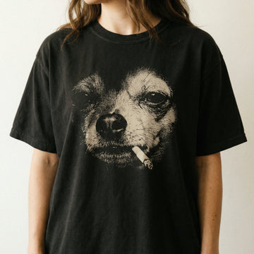 Funny Smoking Chihuahua Graphic T-Shirt – Retro Meme Dog Unisex Tee