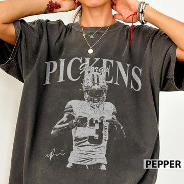 Vintage Football Graphic T-Shirt – Inspired by George Pickens, Retro Fan Tee Unisex
