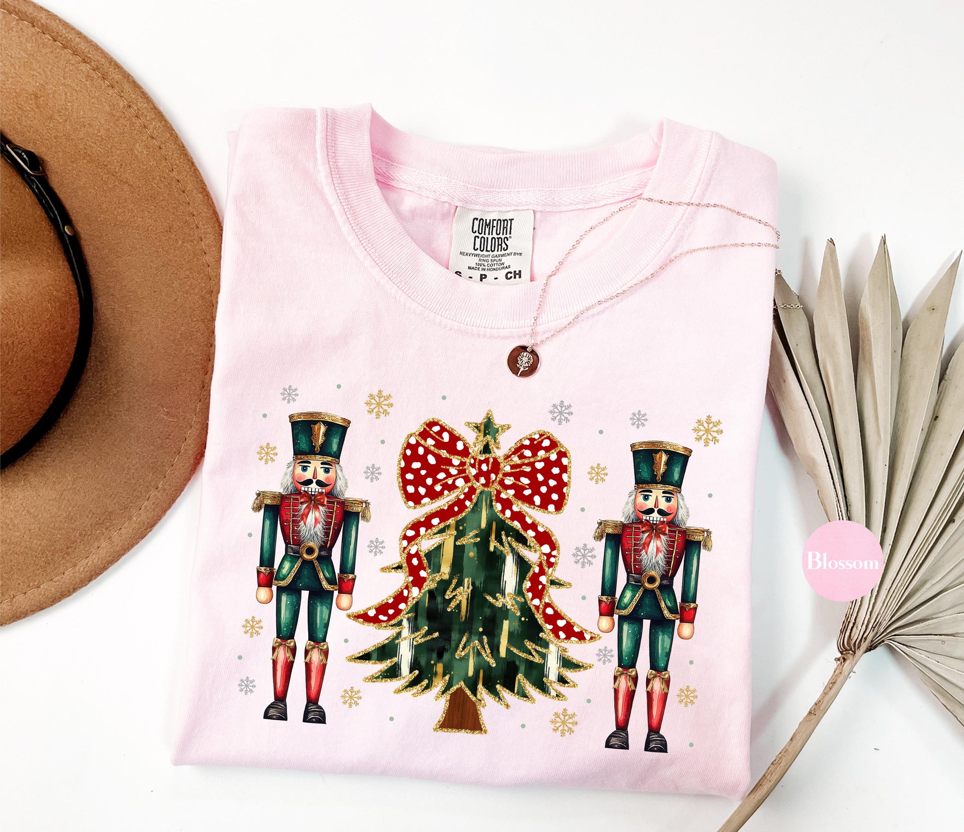 Glitter Nutcracker Christmas Shirt – Retro Pink Nutcracker Tree Tee, Cute Holiday Party Matching Top