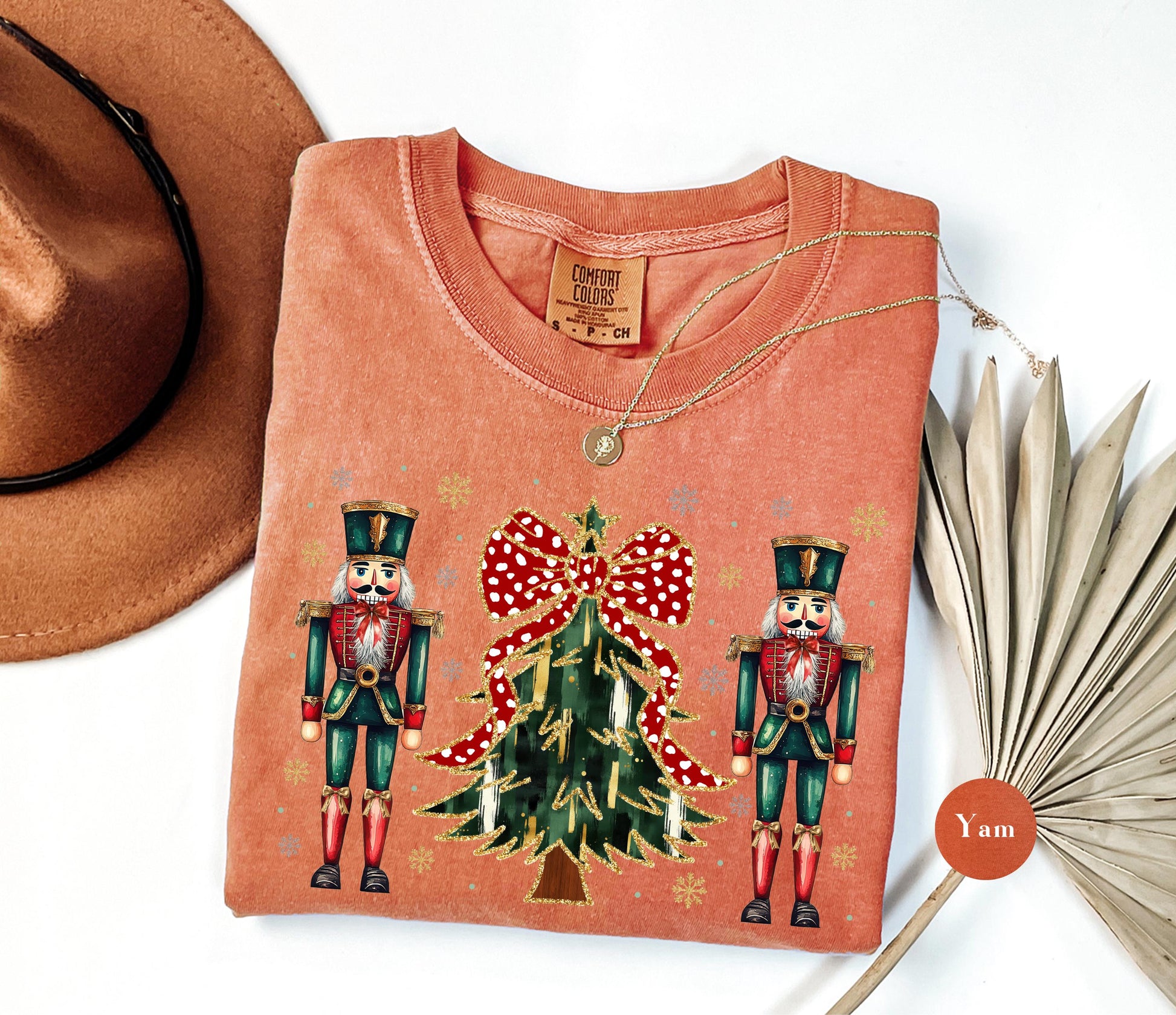 Glitter Nutcracker Christmas Shirt – Retro Pink Nutcracker Tree Tee, Cute Holiday Party Matching Top