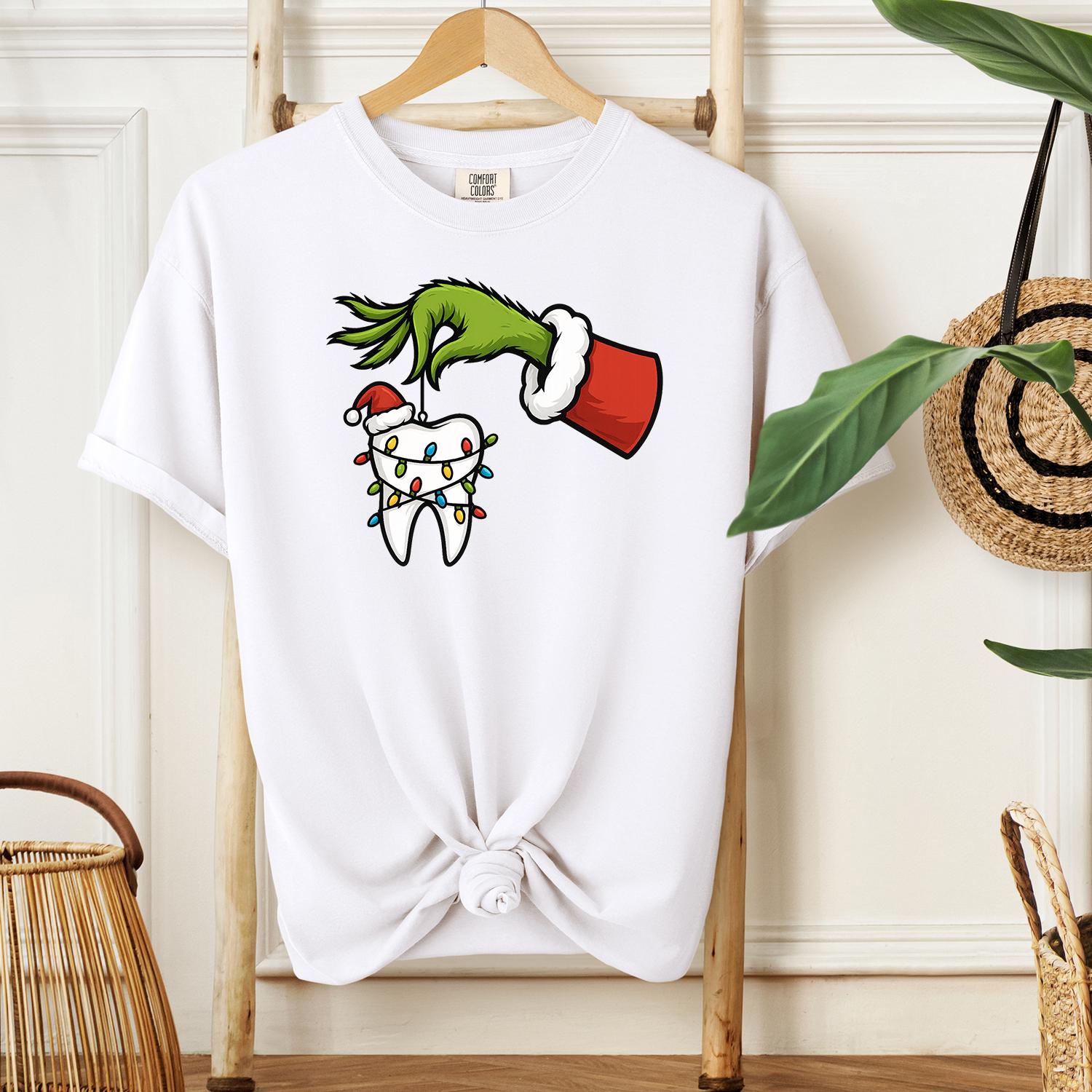 Grinch Inspired Christmas Dental Shirt – Funny Dentist Xmas T-Shirt