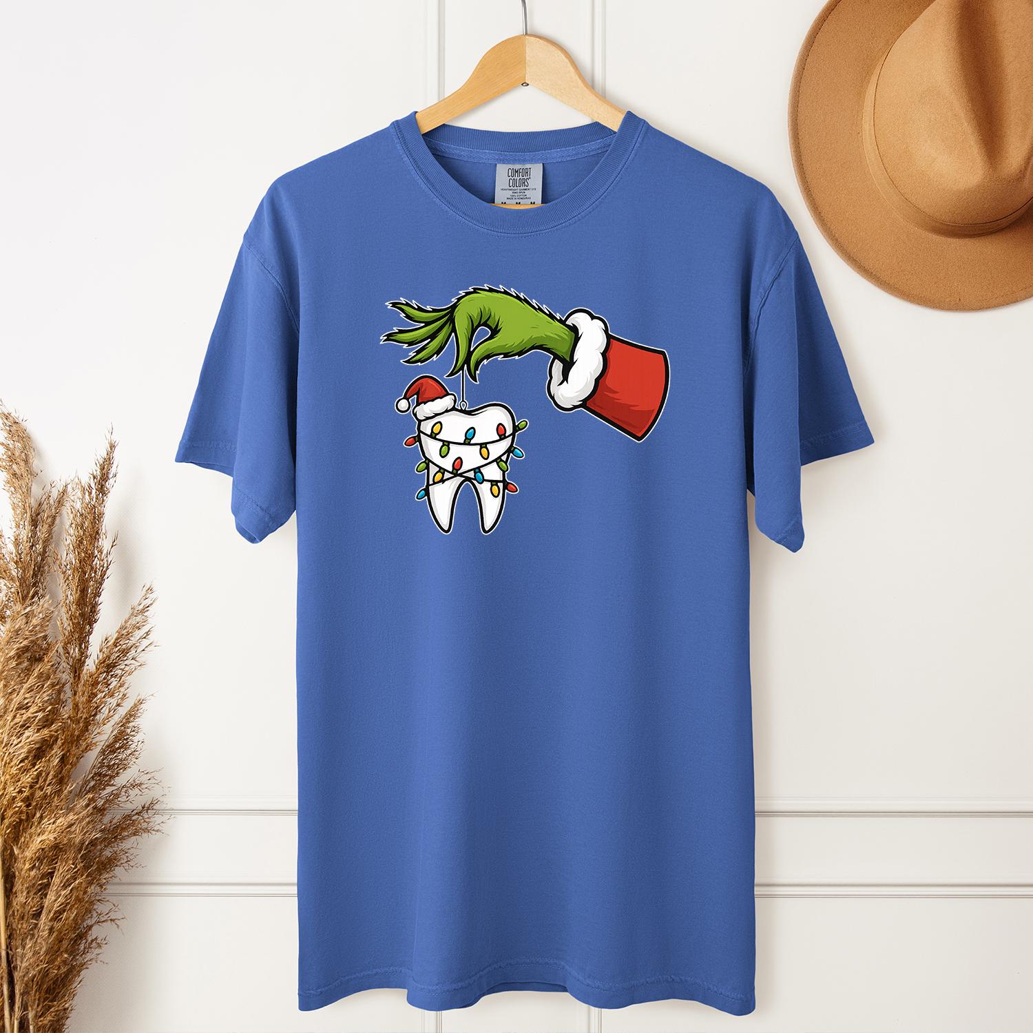 Grinch Inspired Christmas Dental Shirt – Funny Dentist Xmas T-Shirt