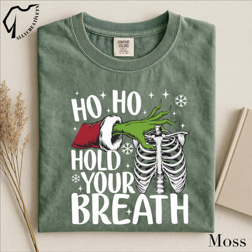 Ho Ho Hold Your Breath Grinch Skeleton Christmas T-Shirt – Funny Holiday Pink Grinch Tee