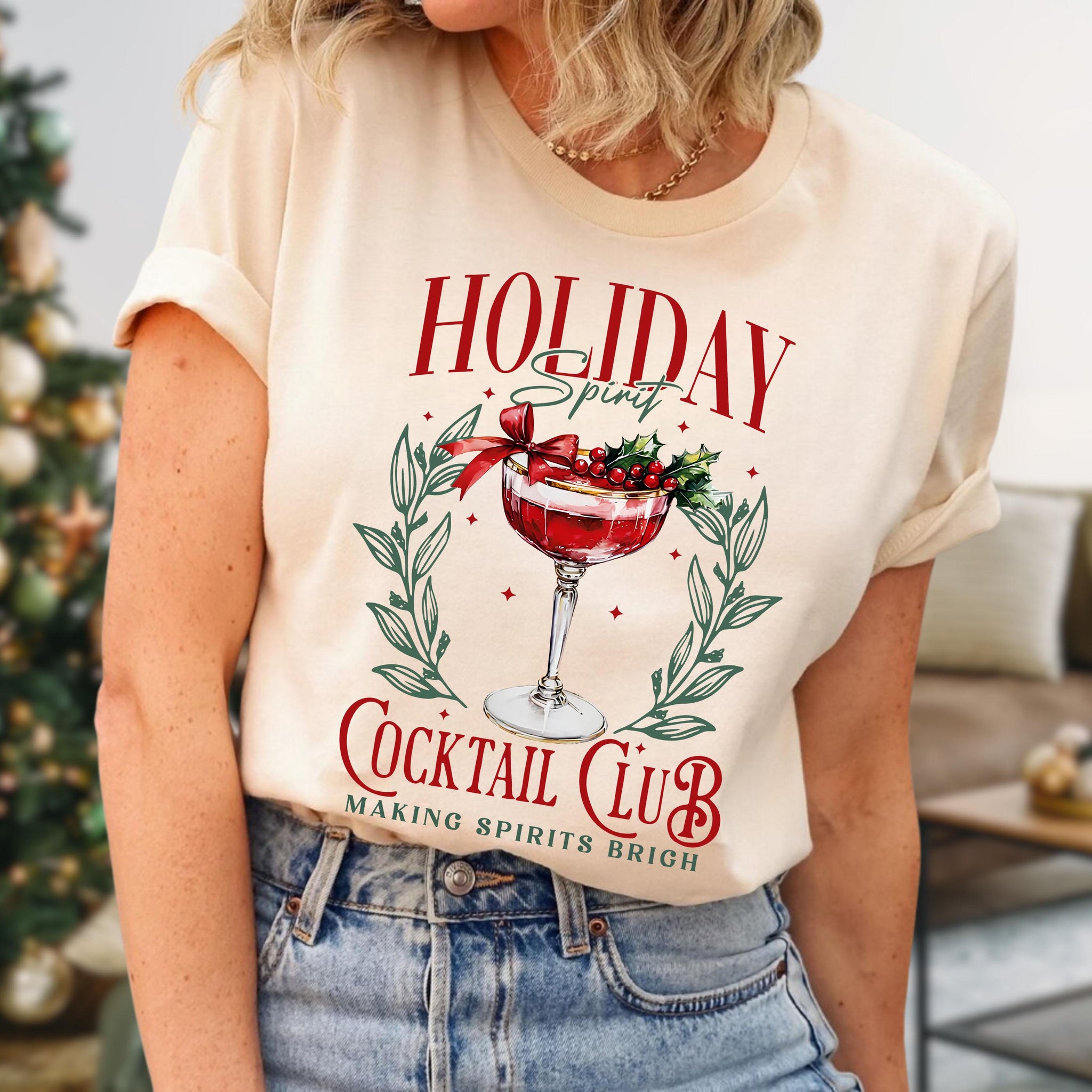 Holiday Spirit Cocktail Club Shirt – Christmas Cocktail Lover T-Shirt