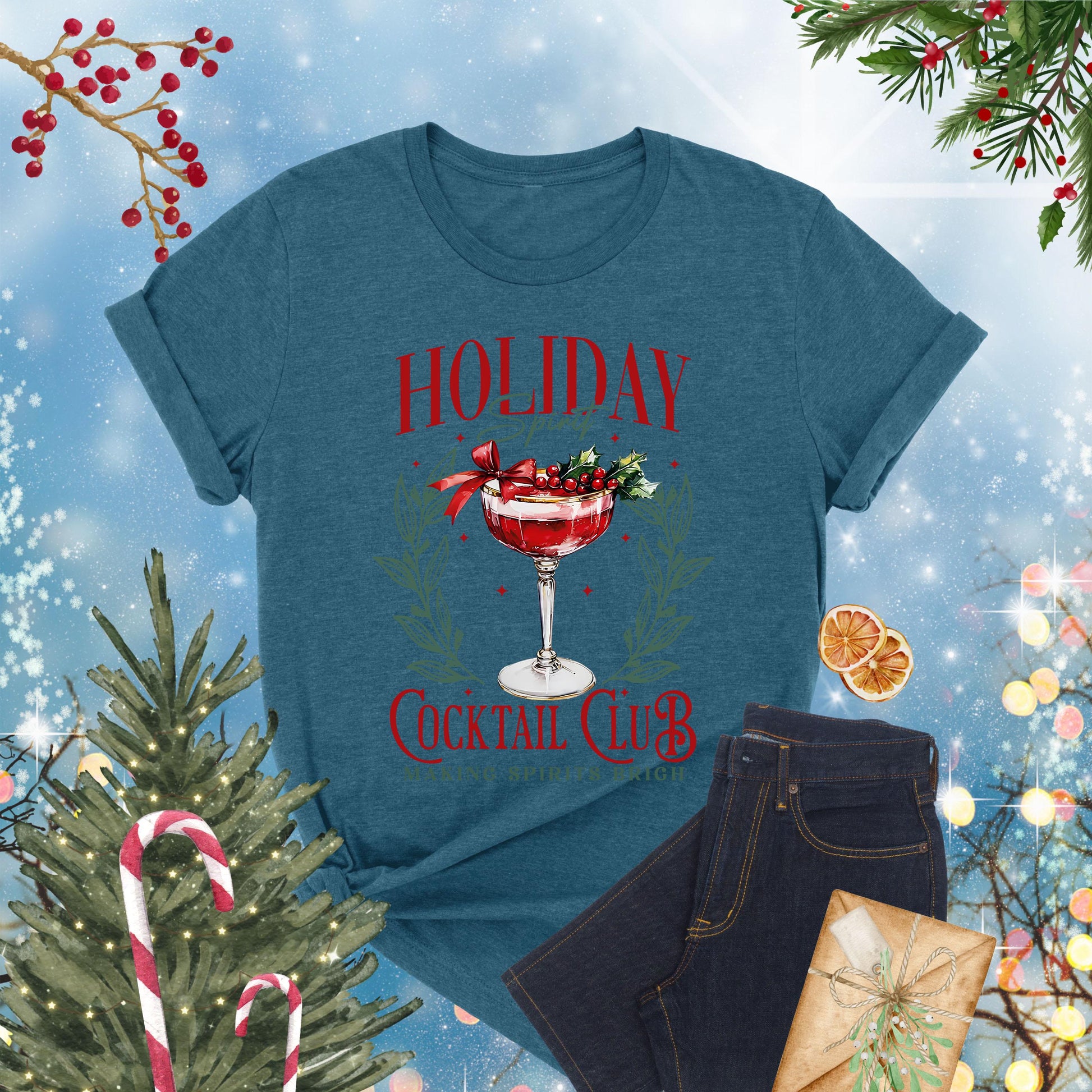 Holiday Spirit Cocktail Club Shirt – Christmas Cocktail Lover T-Shirt