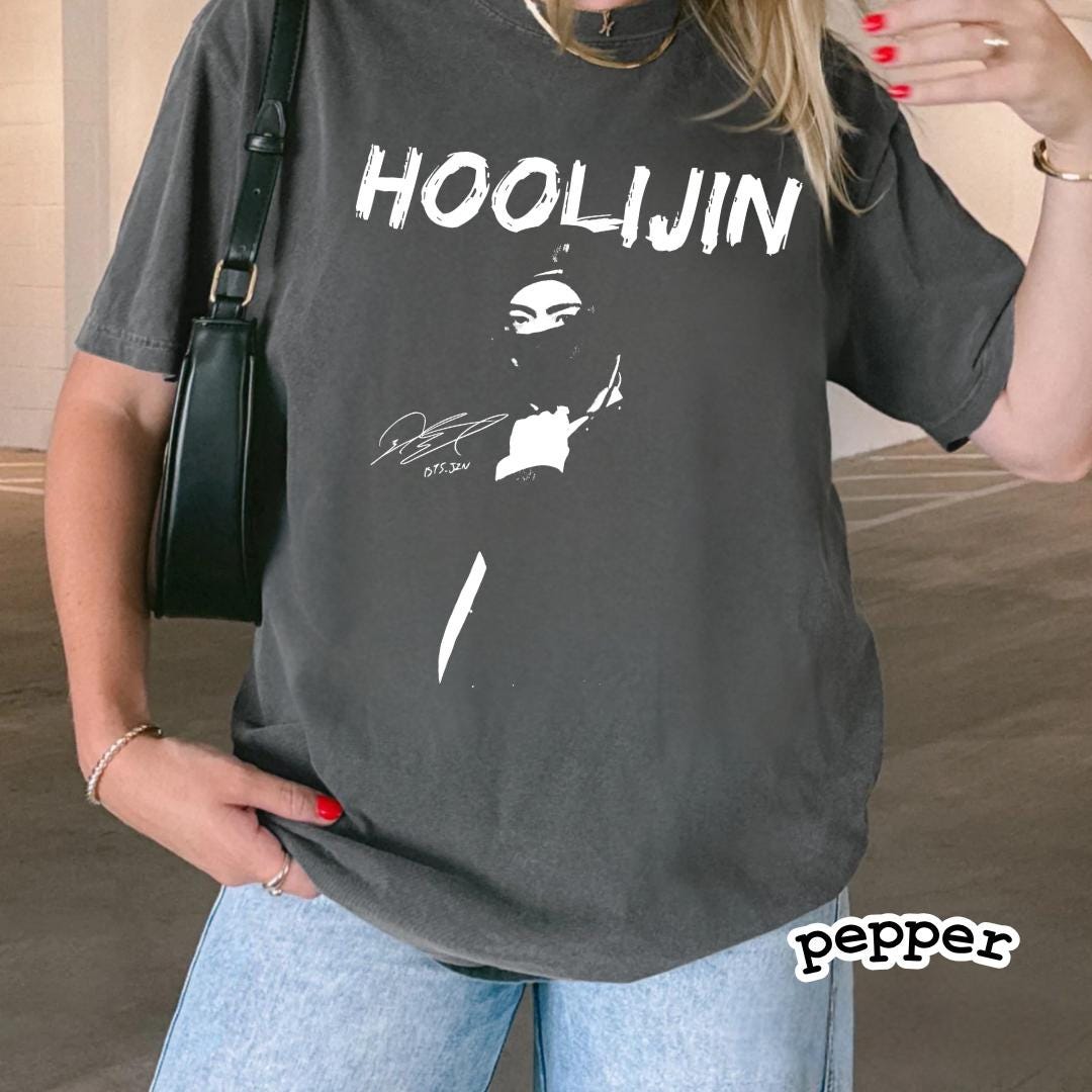 Hoolijin Meme Graphic T-Shirt – Funny Kpop Style Humor Tee