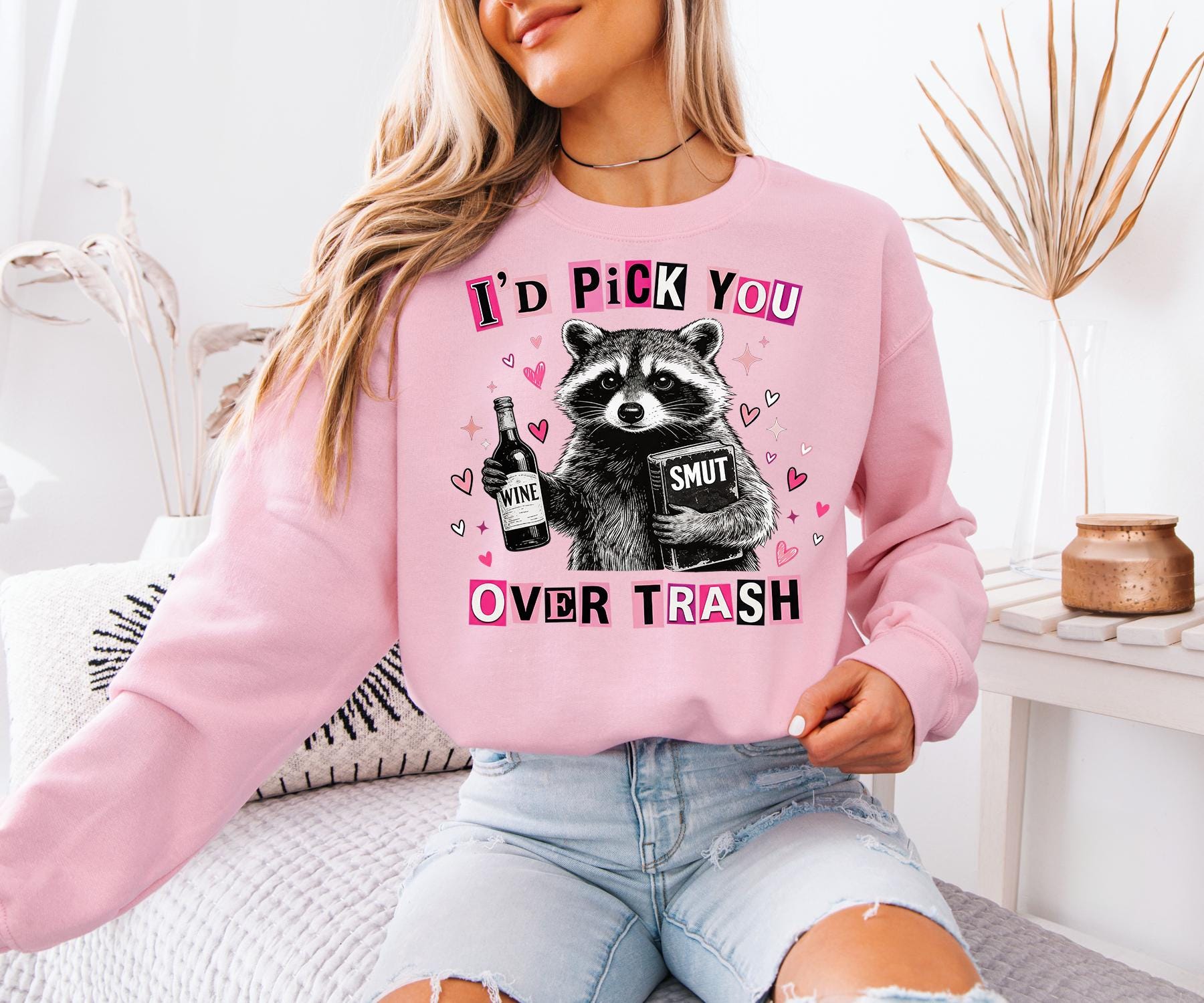 I’d Pick You Over Trash Funny Raccoon Graphic T-Shirt – Retro Bookish Valentine Tee