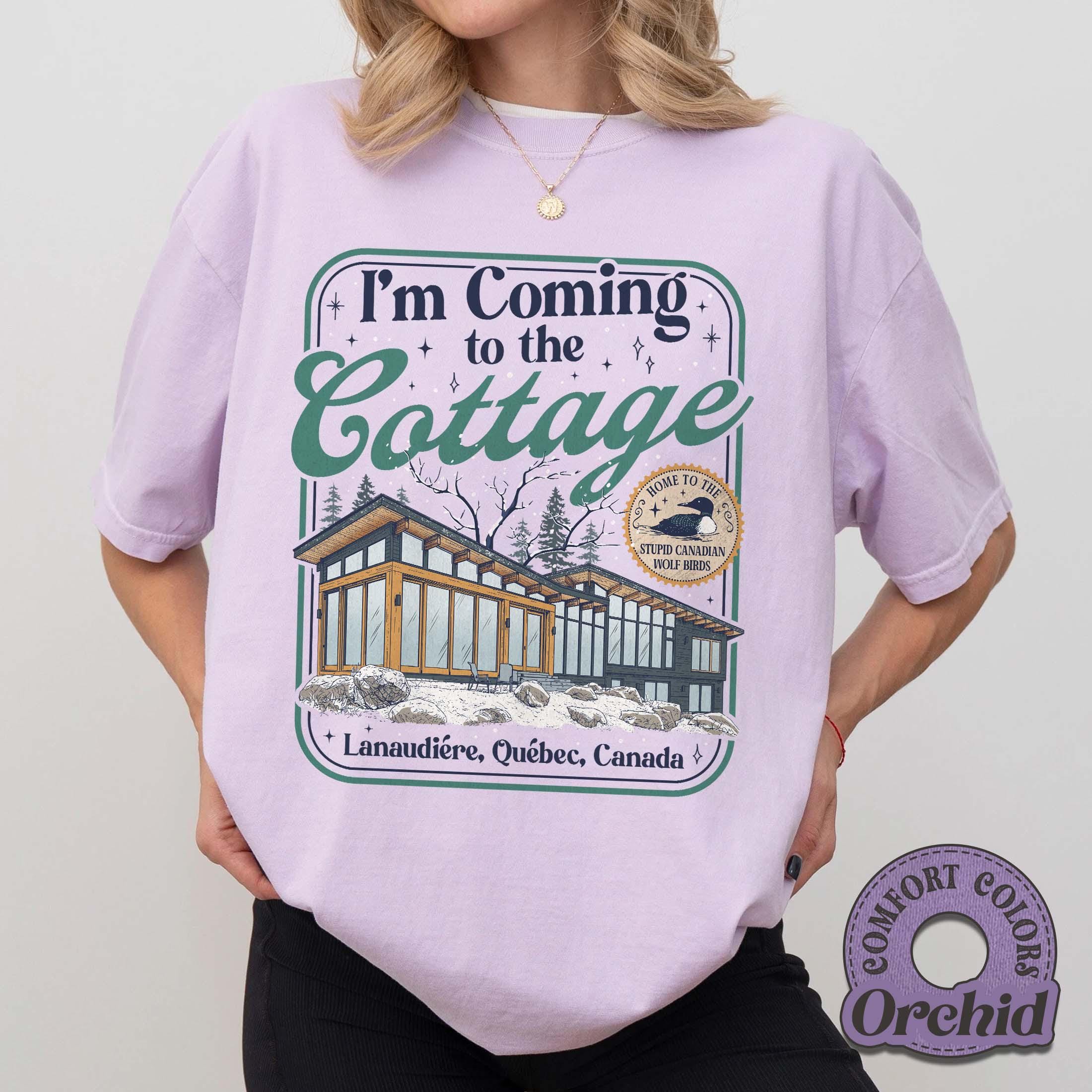 I'm Coming to the Cottage T-Shirt – Funny Hockey Romance Graphic Tee