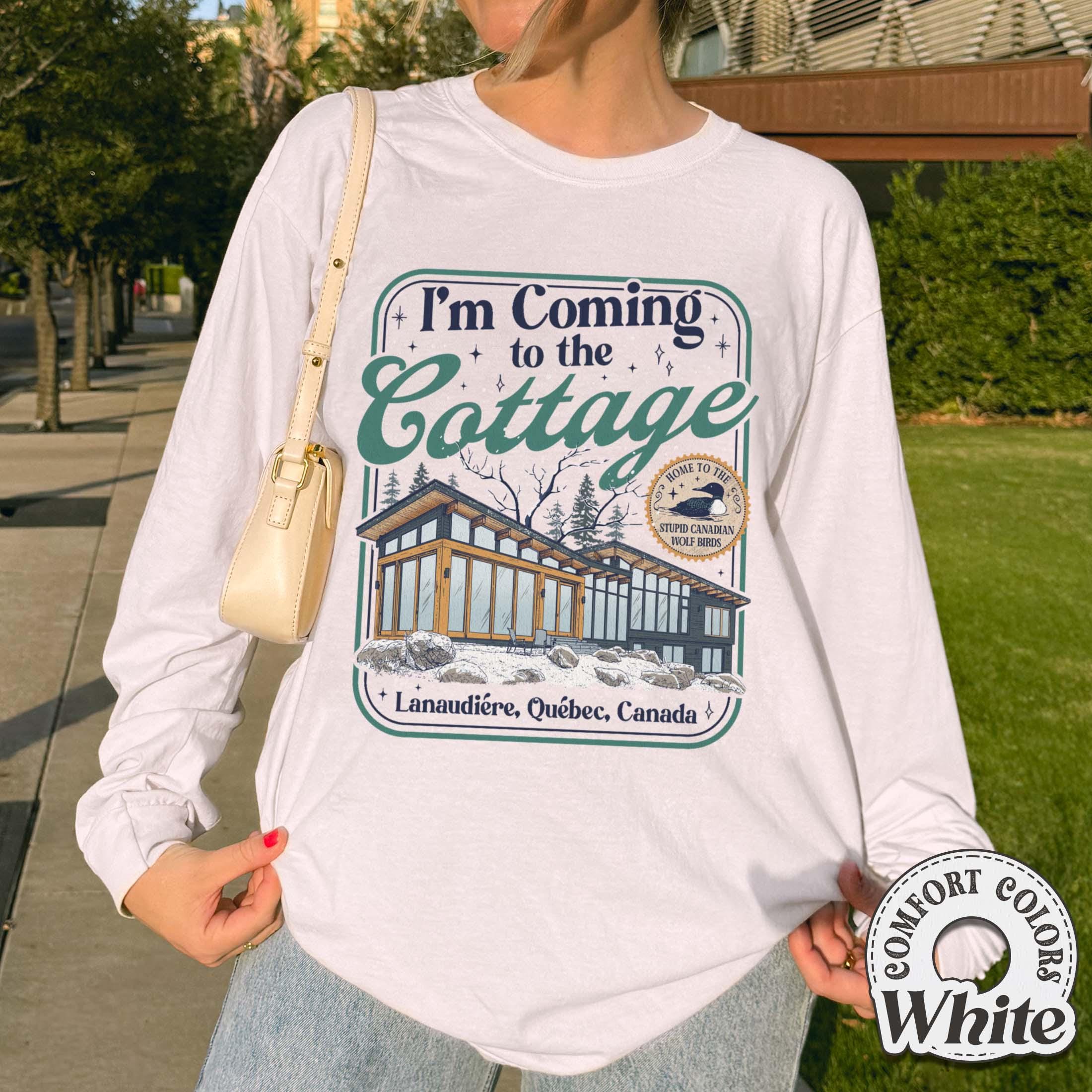 I'm Coming to the Cottage T-Shirt – Funny Hockey Romance Graphic Tee