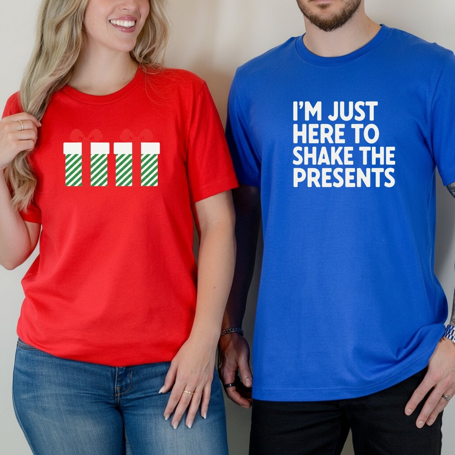 I'm Just Here To Shake The Presents Funny Matching T-Shirts For Couples