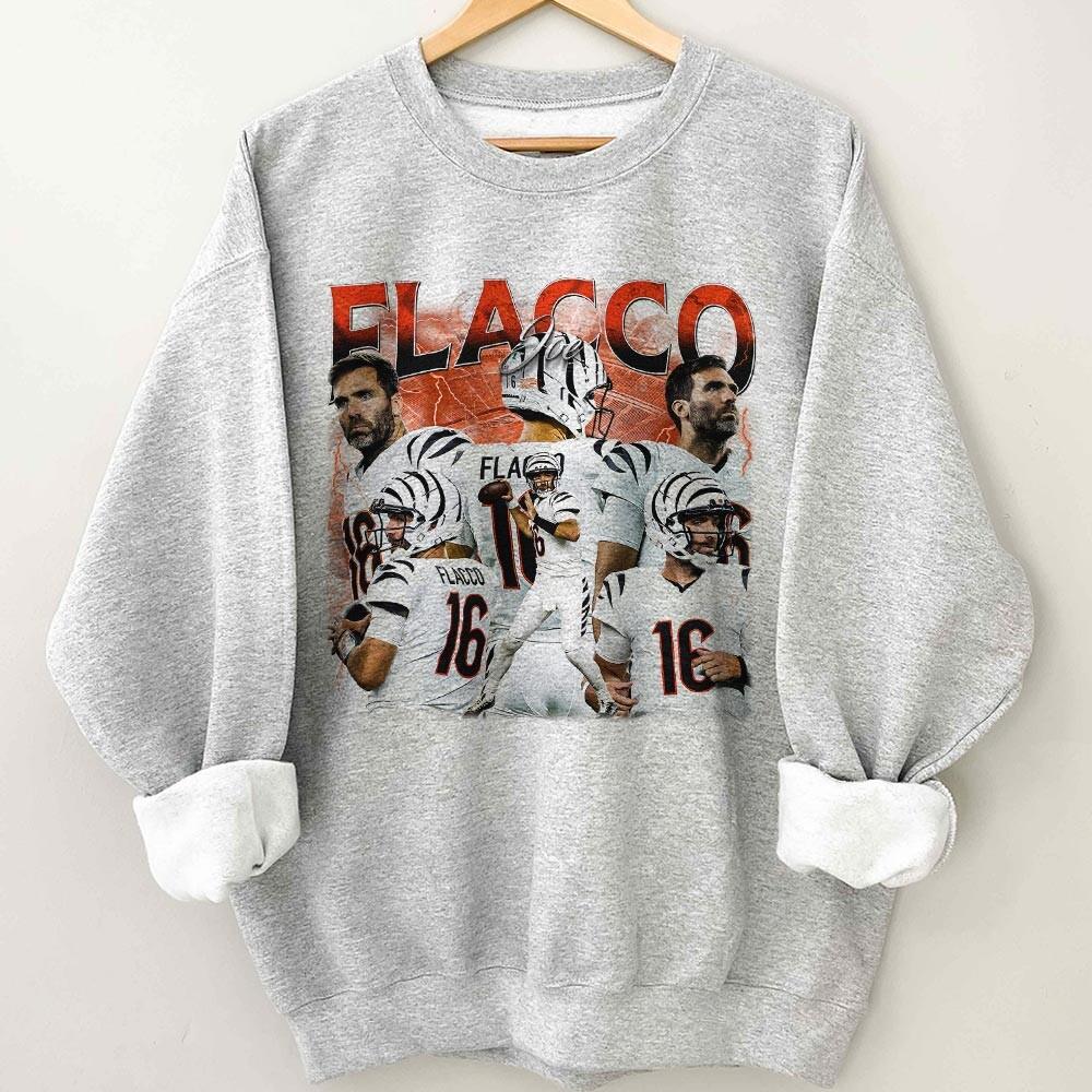 Joe Flacco Vintage Bootleg 90s T-Shirt – Cleveland Football Retro Game Day Tee