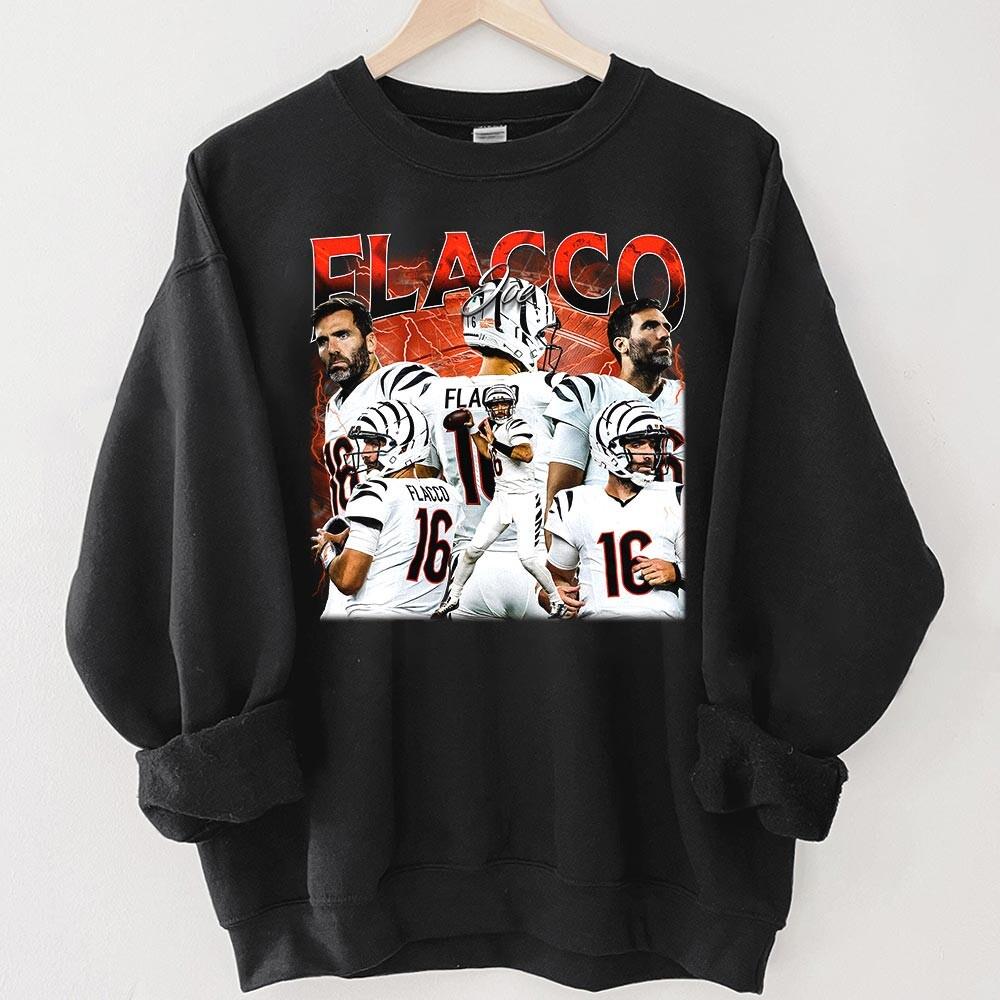 Joe Flacco Vintage Bootleg 90s T-Shirt – Cleveland Football Retro Game Day Tee