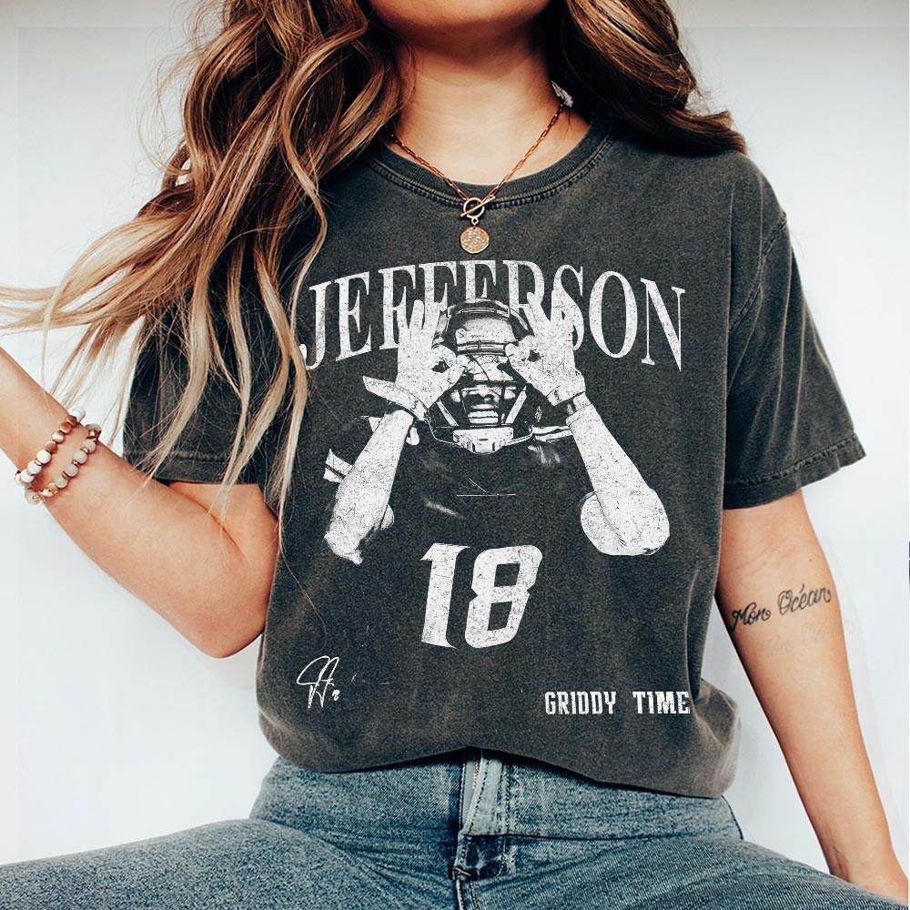 Vintage Football Fan Shirt – Justin Jefferson Inspired Retro Graphic Tee