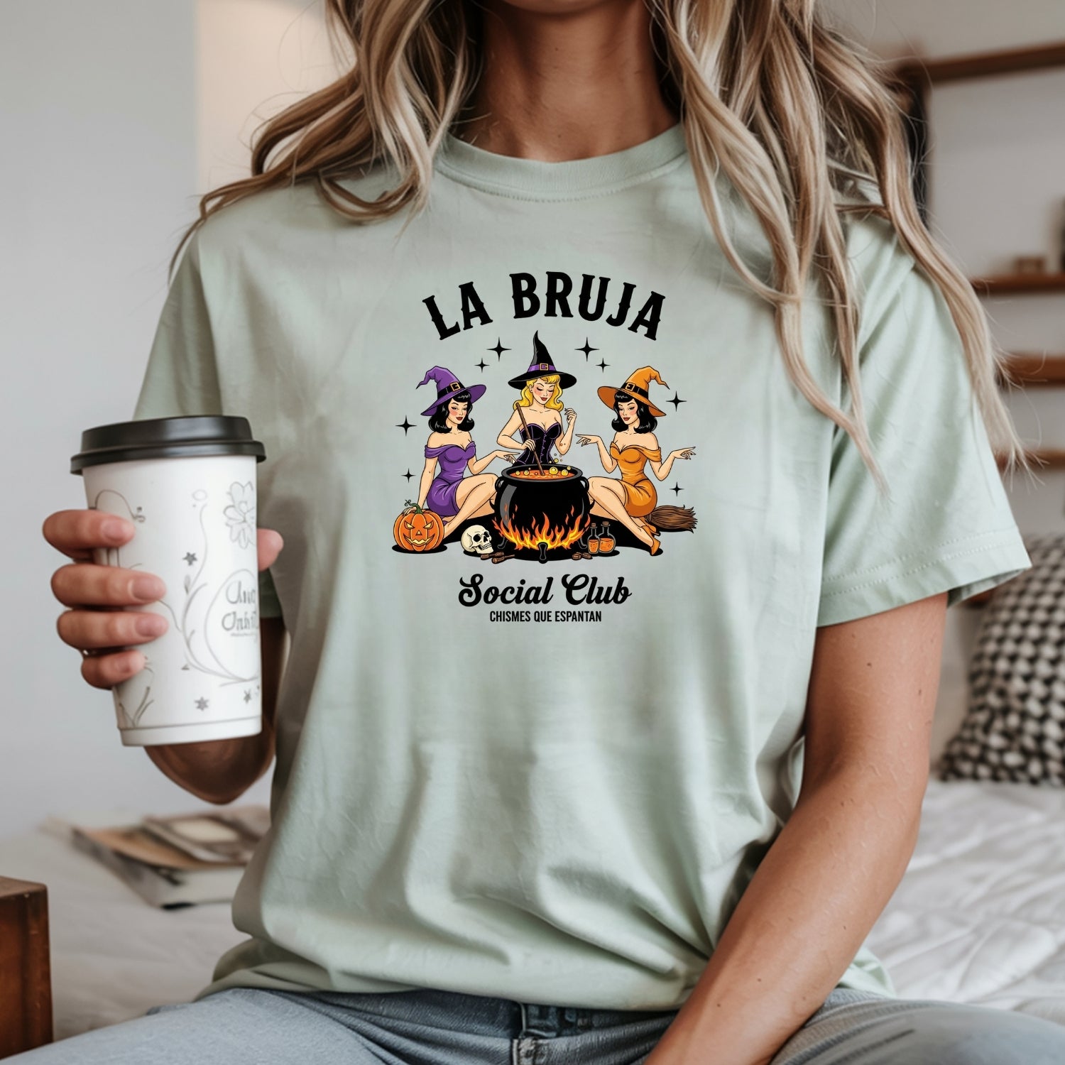 La Bruja Chismosa T-Shirt - Latina Witch Social Club Graphic Tee