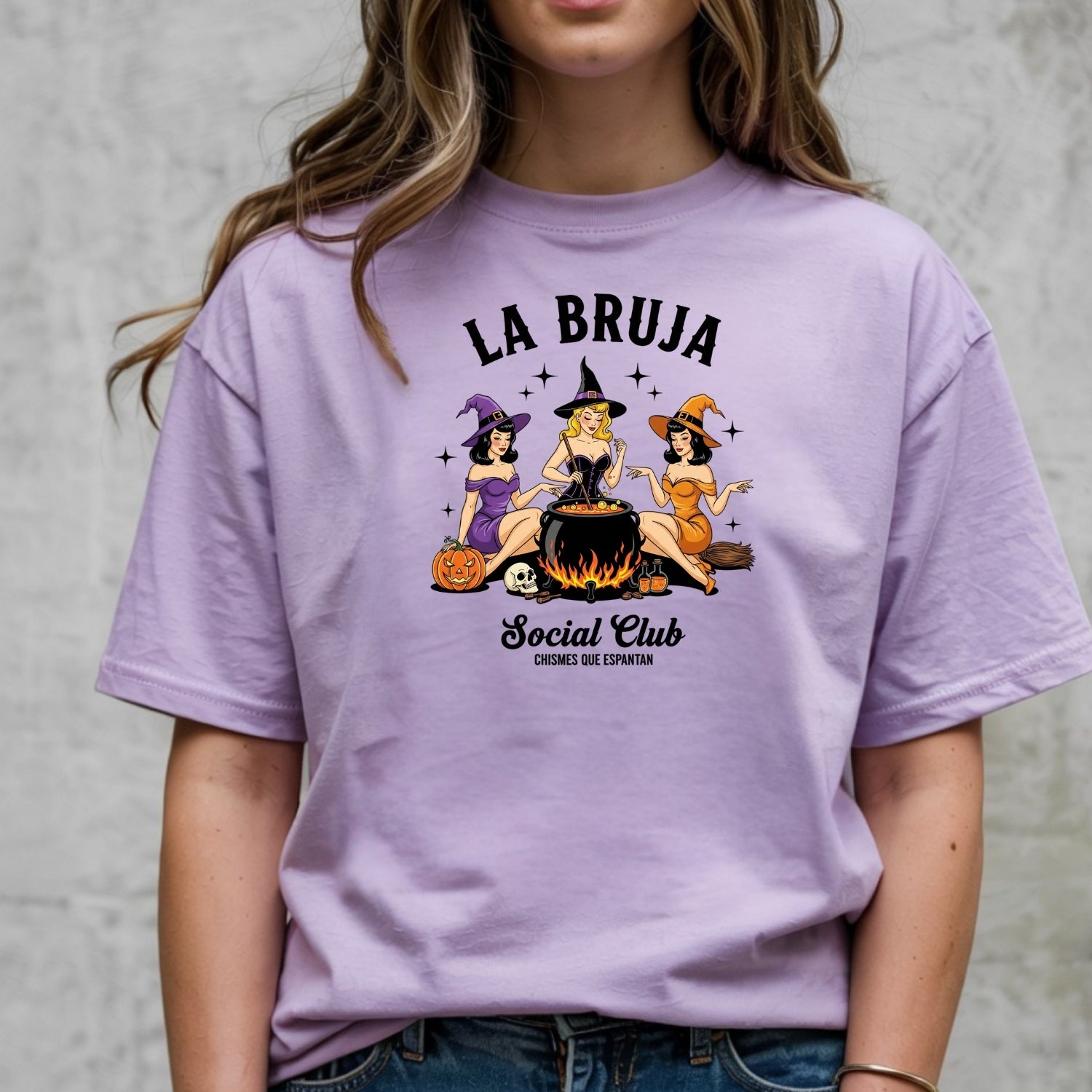 La Bruja Chismosa T-Shirt - Latina Witch Social Club Graphic Tee