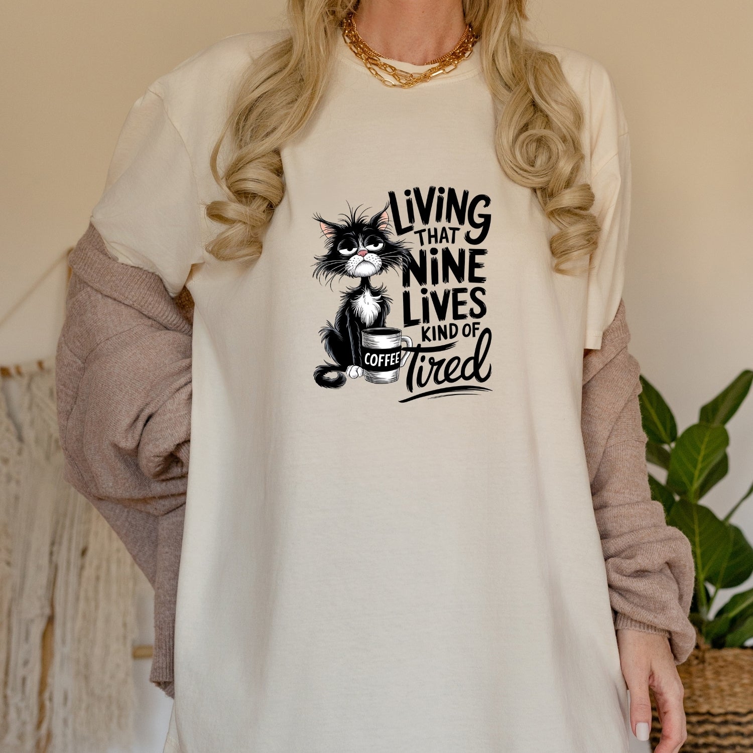 Living That Nine Lives Tired - Funny Cat Sarcastic Graphic Tee