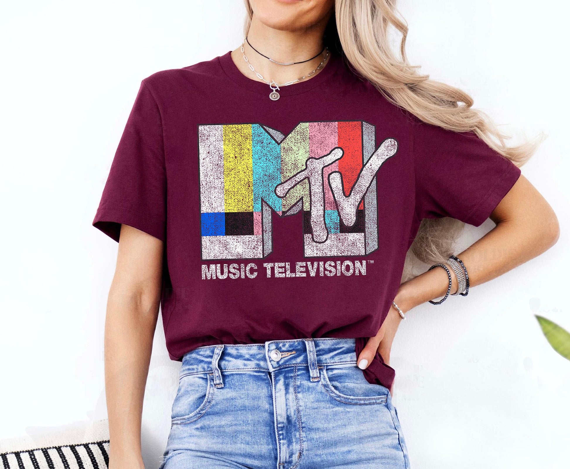 Retro TV Signal Graphic T-Shirt - 80s 90s Vintage Music Style Tee